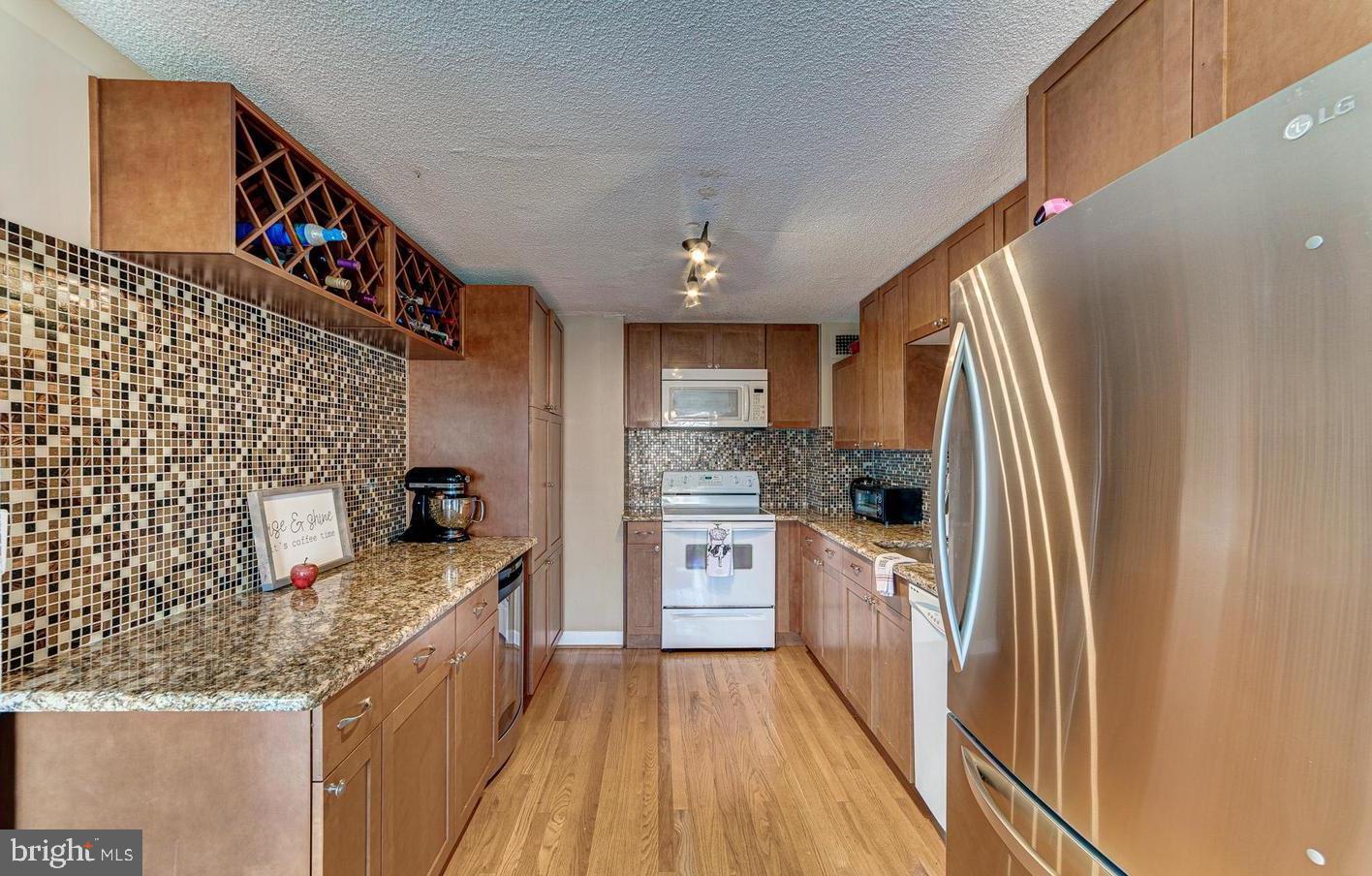 HUNTING CREEK CLUB - Residential Lease