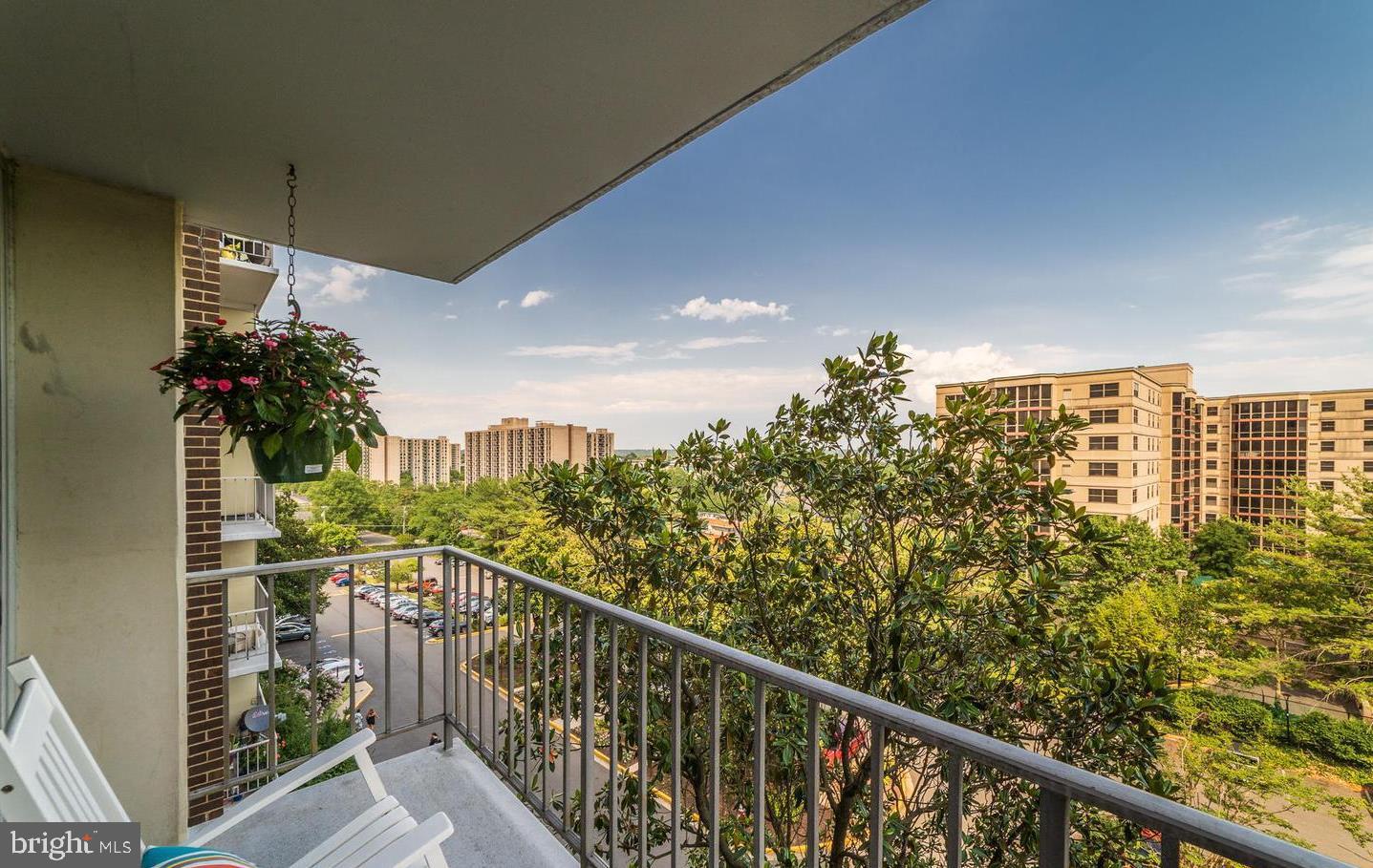 HUNTING CREEK CLUB - Residential Lease