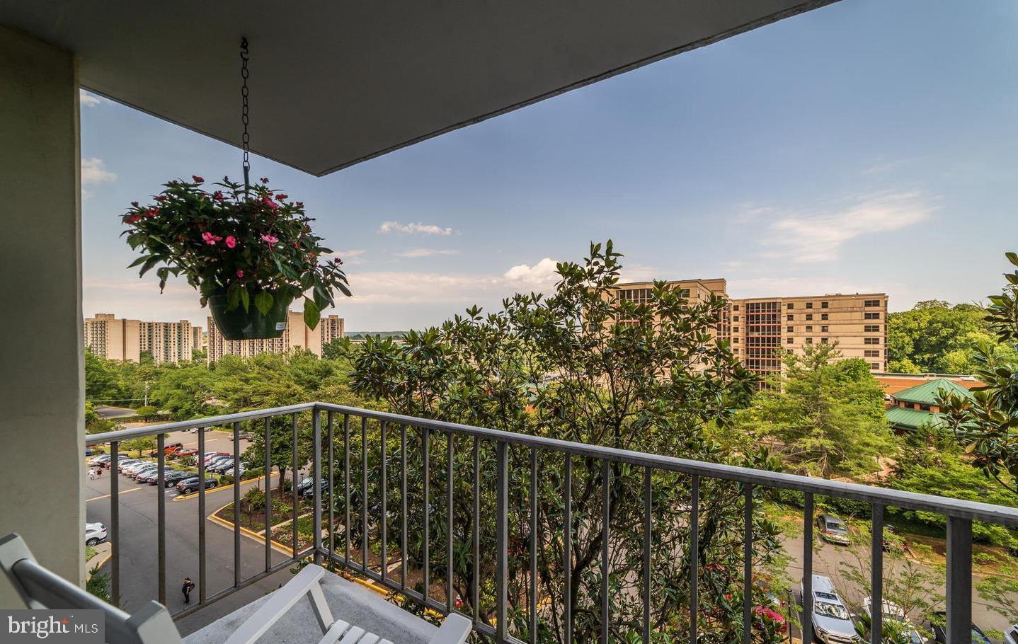 HUNTING CREEK CLUB - Residential Lease