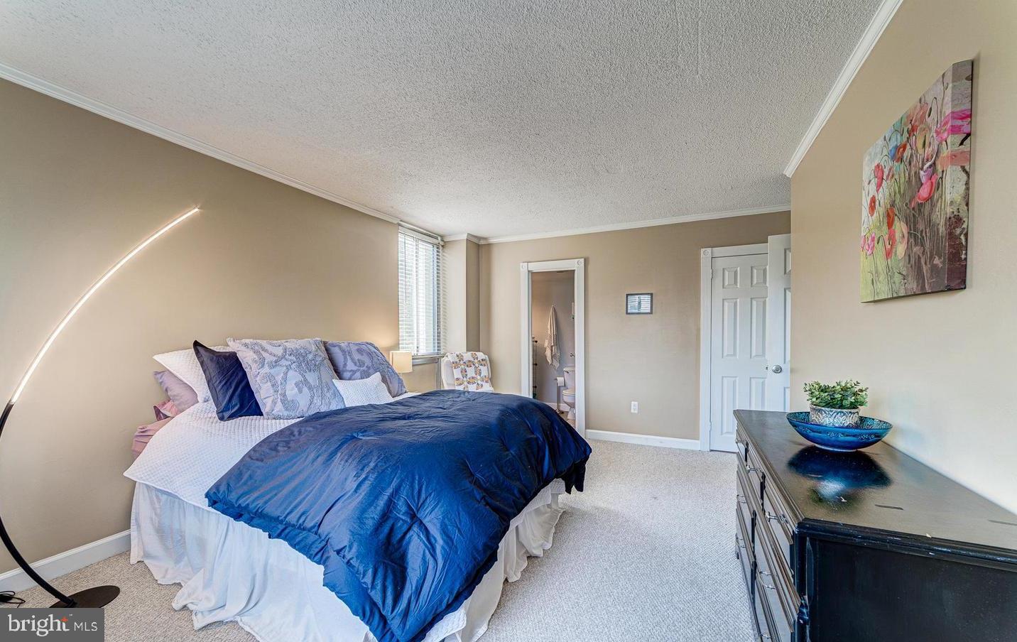 HUNTING CREEK CLUB - Residential Lease