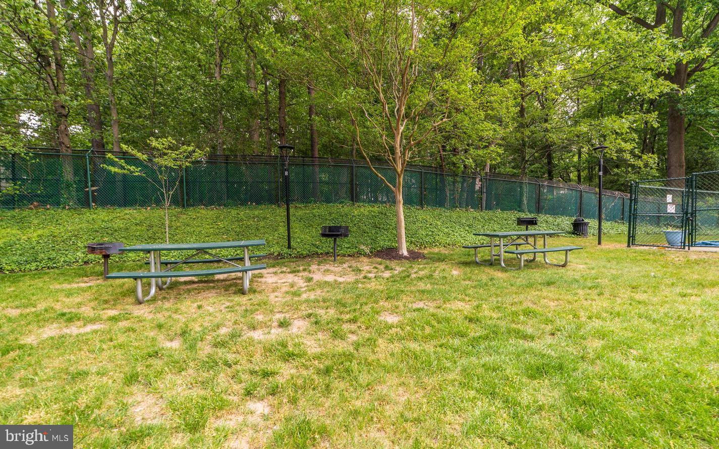 HUNTING CREEK CLUB - Residential Lease