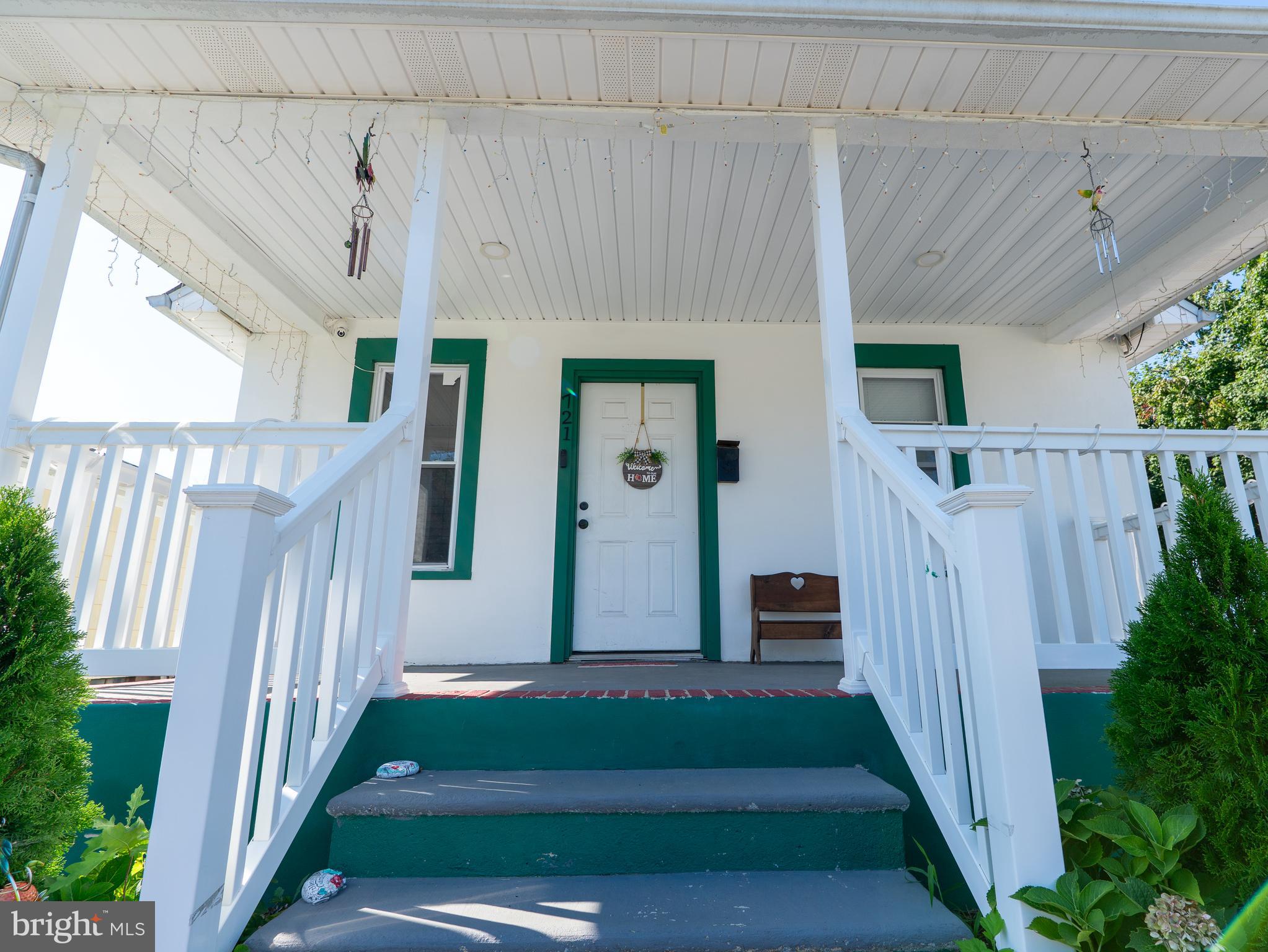 721 FLORENCE