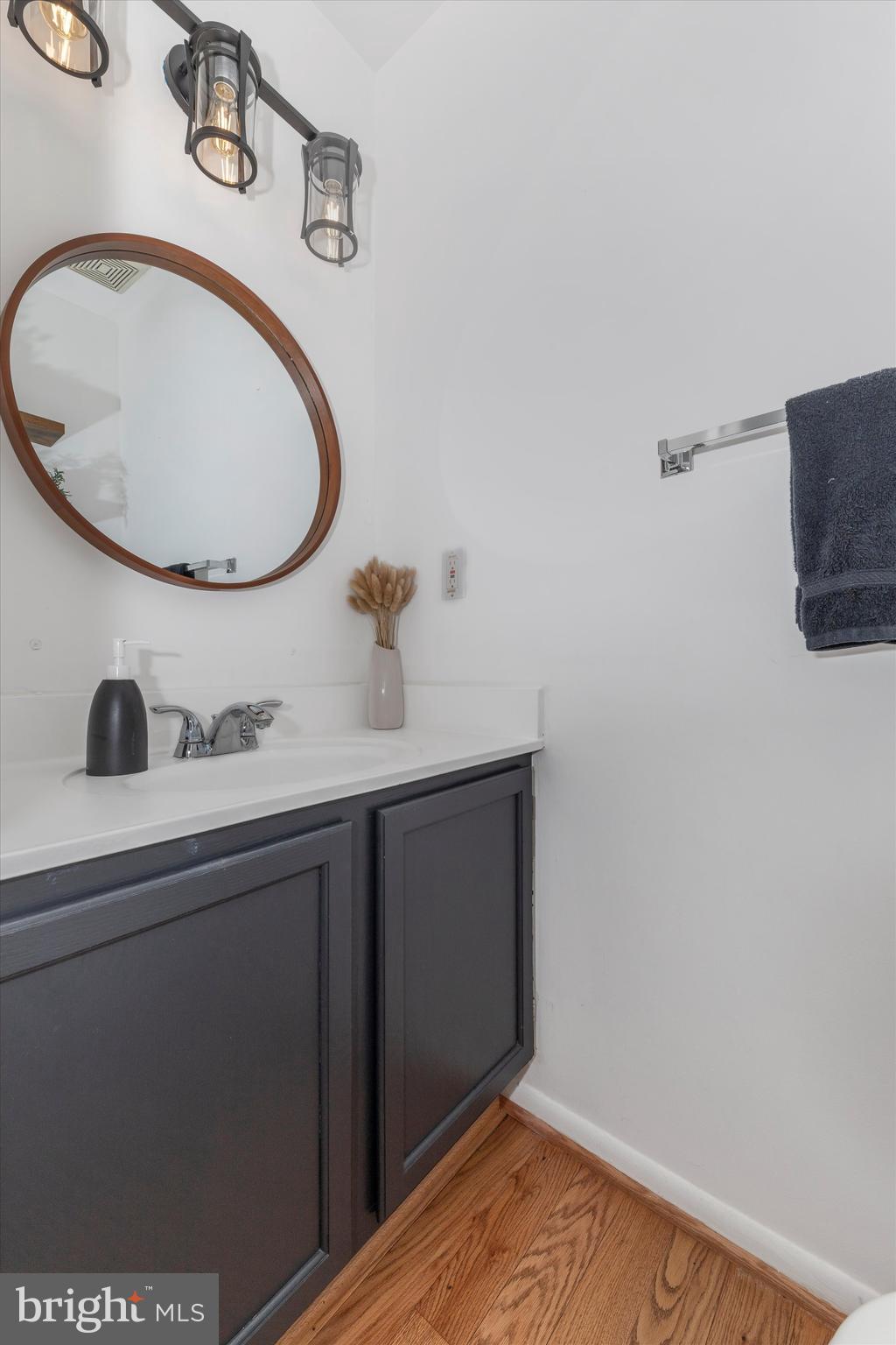 WILLOW COVE TOWNHOMES - Residential