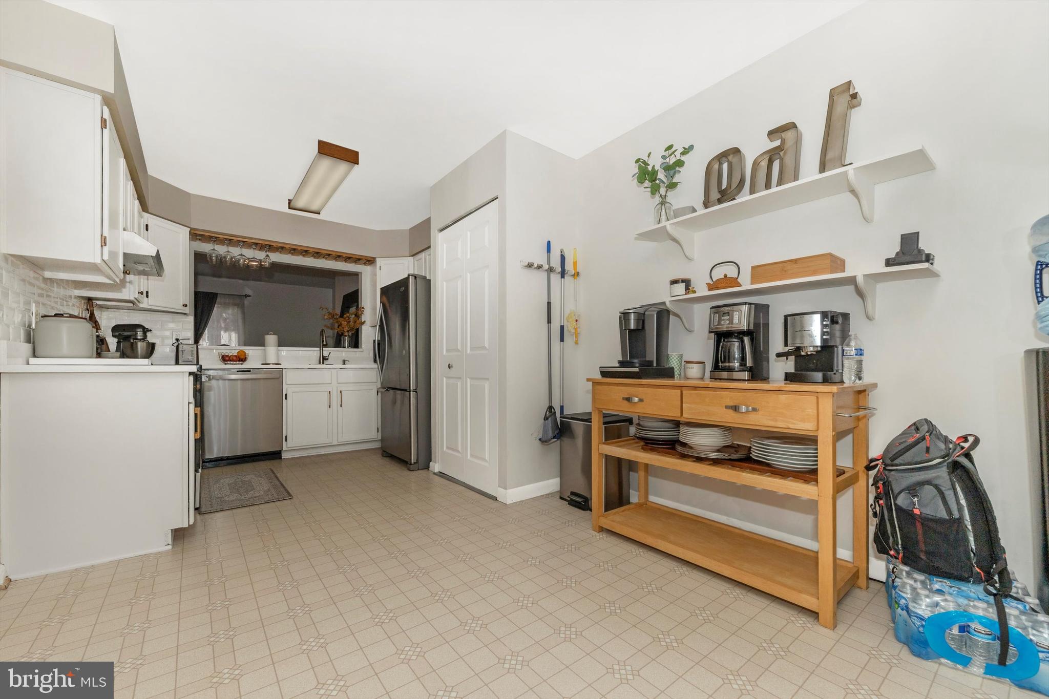 WILLOW COVE TOWNHOMES - Residential