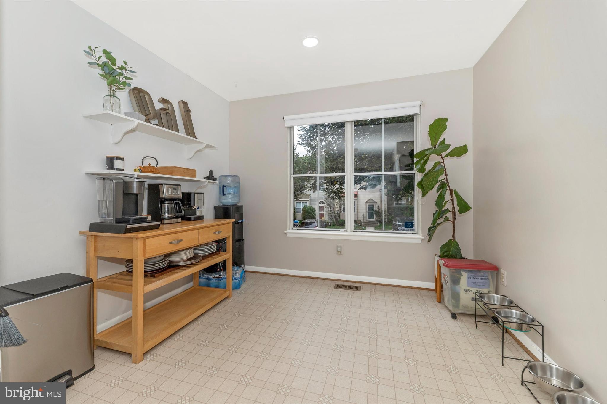 WILLOW COVE TOWNHOMES - Residential