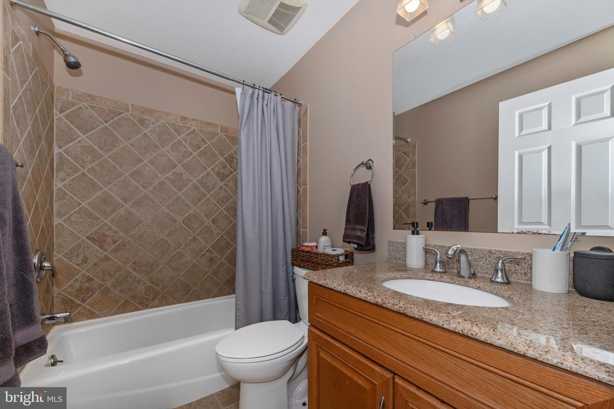 WILLOW COVE TOWNHOMES - Residential