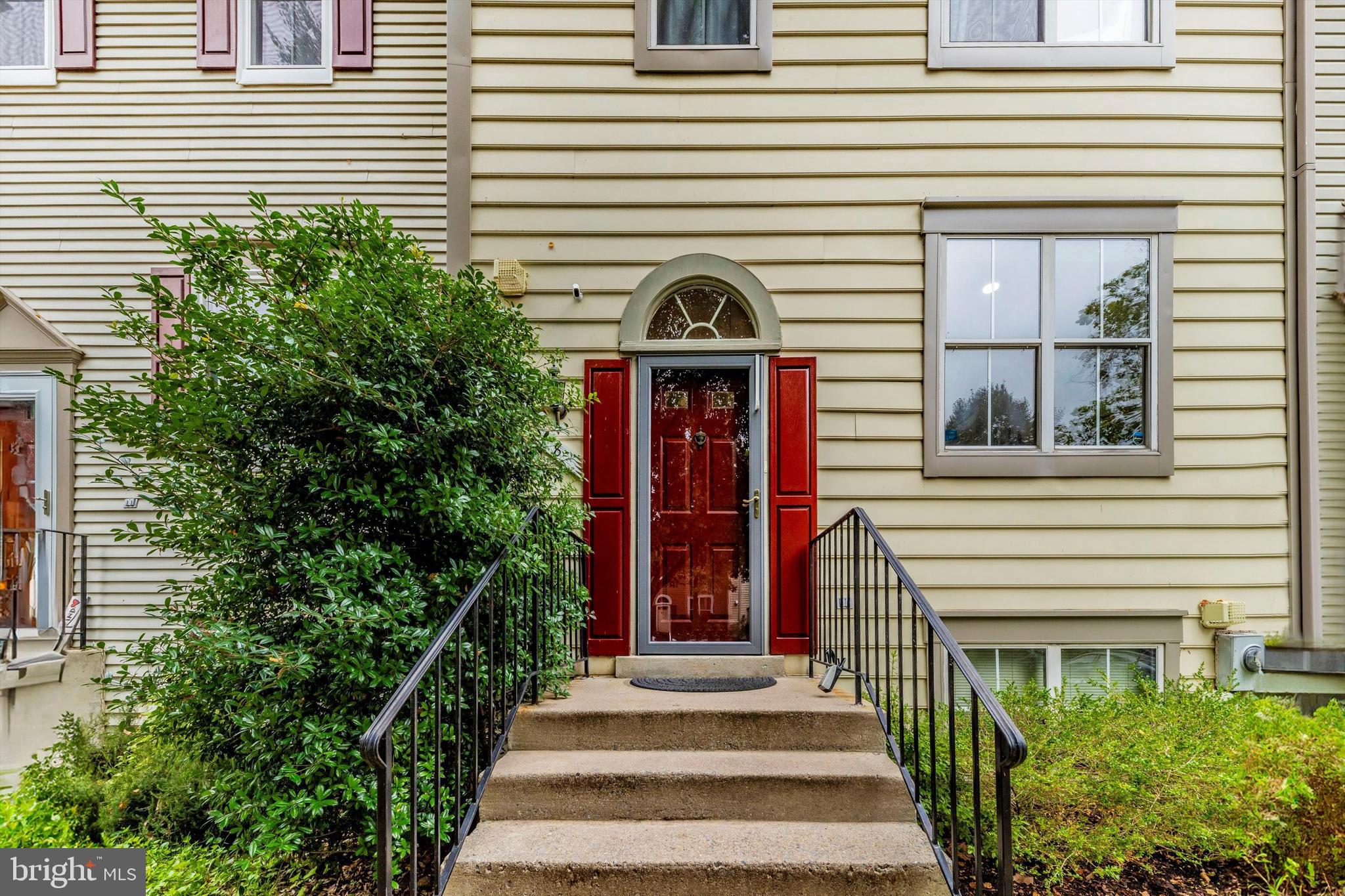 WILLOW COVE TOWNHOMES - Residential