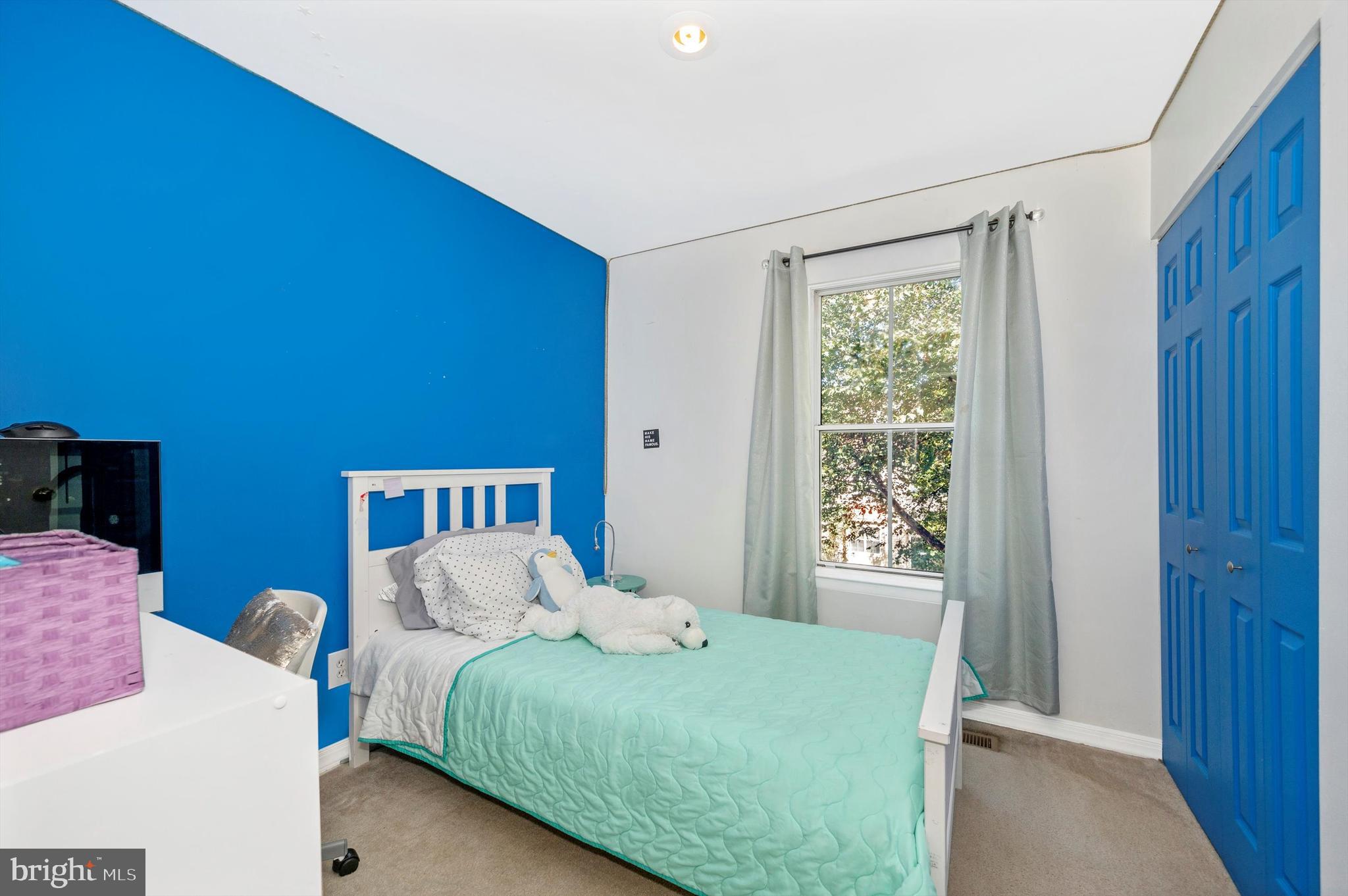 WILLOW COVE TOWNHOMES - Residential