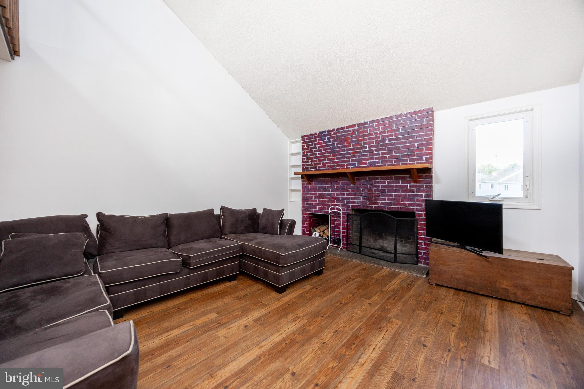 CAINES CREEK - Residential