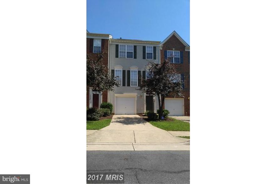 Great garage unit w/ fabulous 2 story foyer, 9 ft ceilings, privacy fenced rear yard, large deck off dining area, Huge Eat-In kitchen w/ lots of cabinets, island& pantry, lots of windows, large master bedroom w luxury bath..backs to common area playground Close to Quantico, Potomac Mills Mall, Wegmans, Schools, Parks, Rt 1, I-95 & VRE.