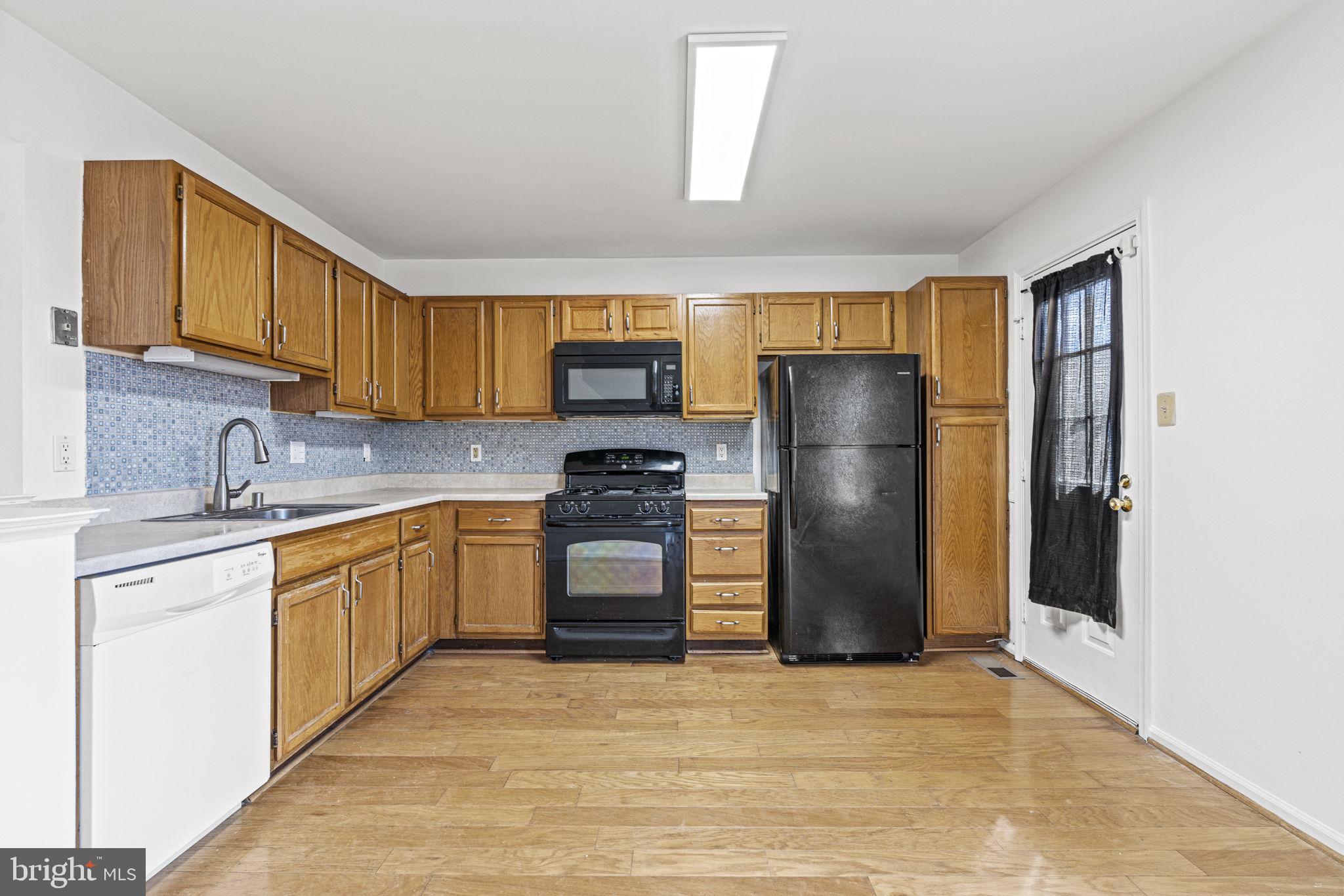 WINSLOW CHASE - Residential