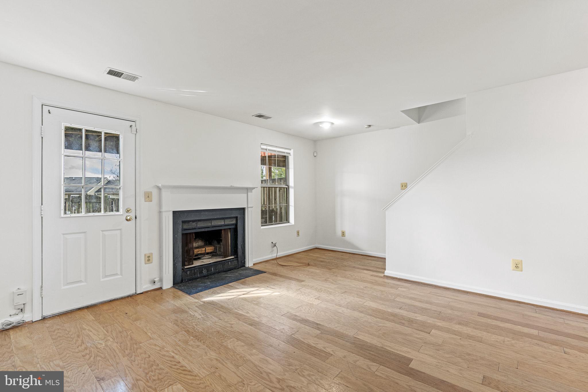 WINSLOW CHASE - Residential