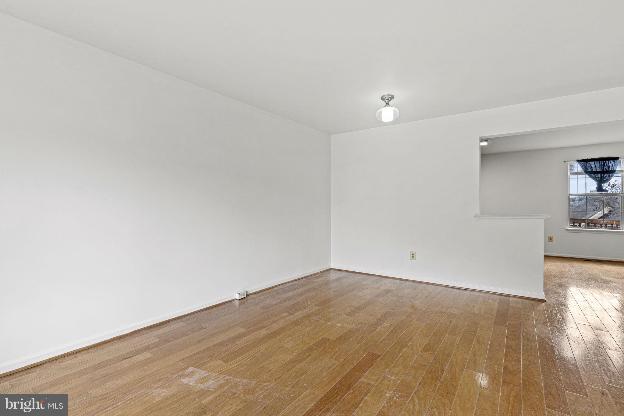 WINSLOW CHASE - Residential