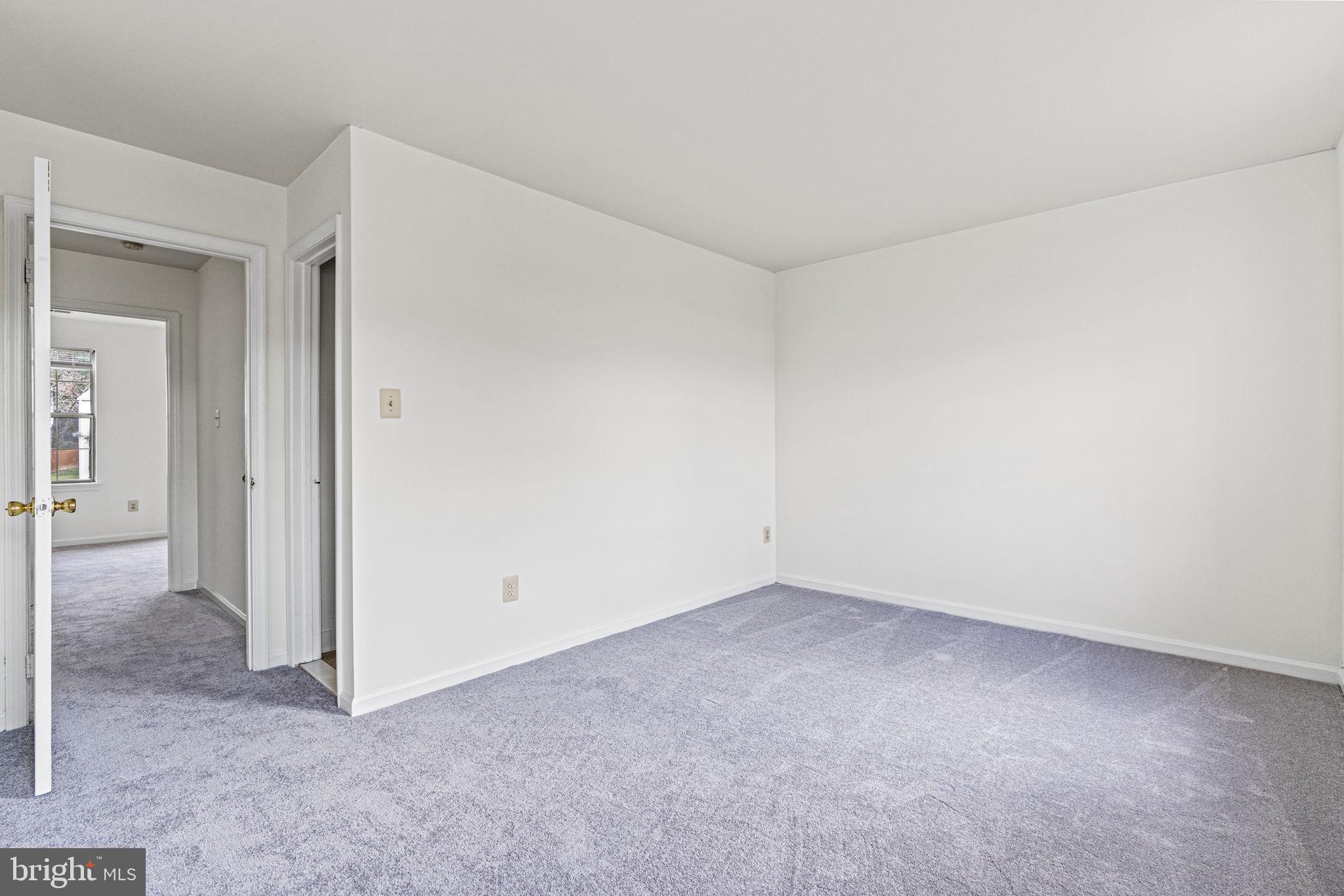 WINSLOW CHASE - Residential