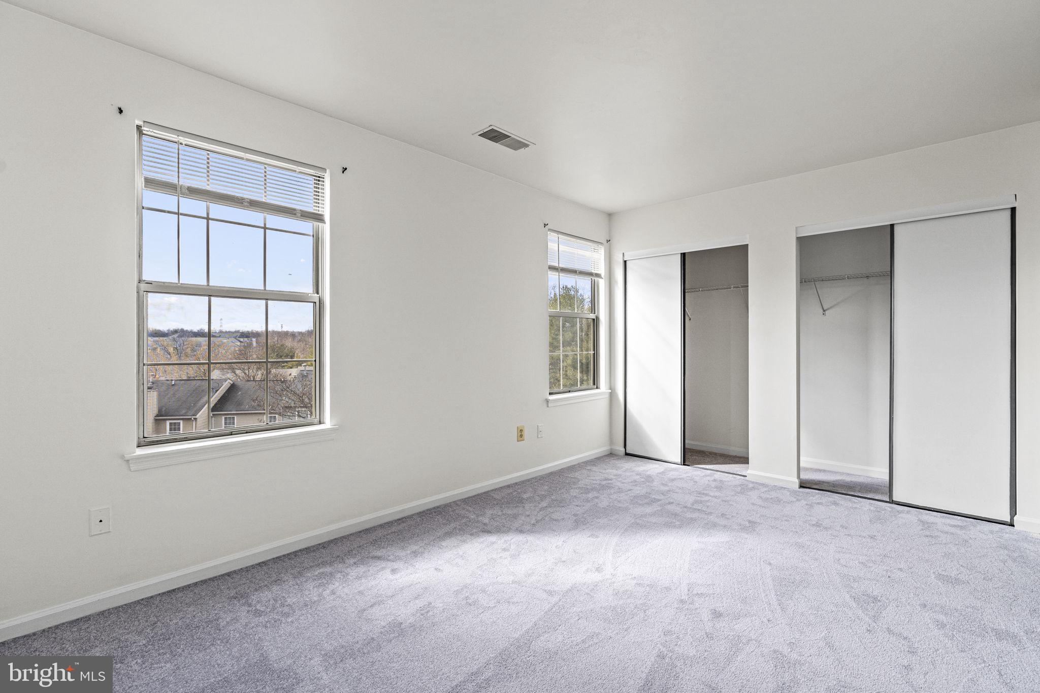 WINSLOW CHASE - Residential