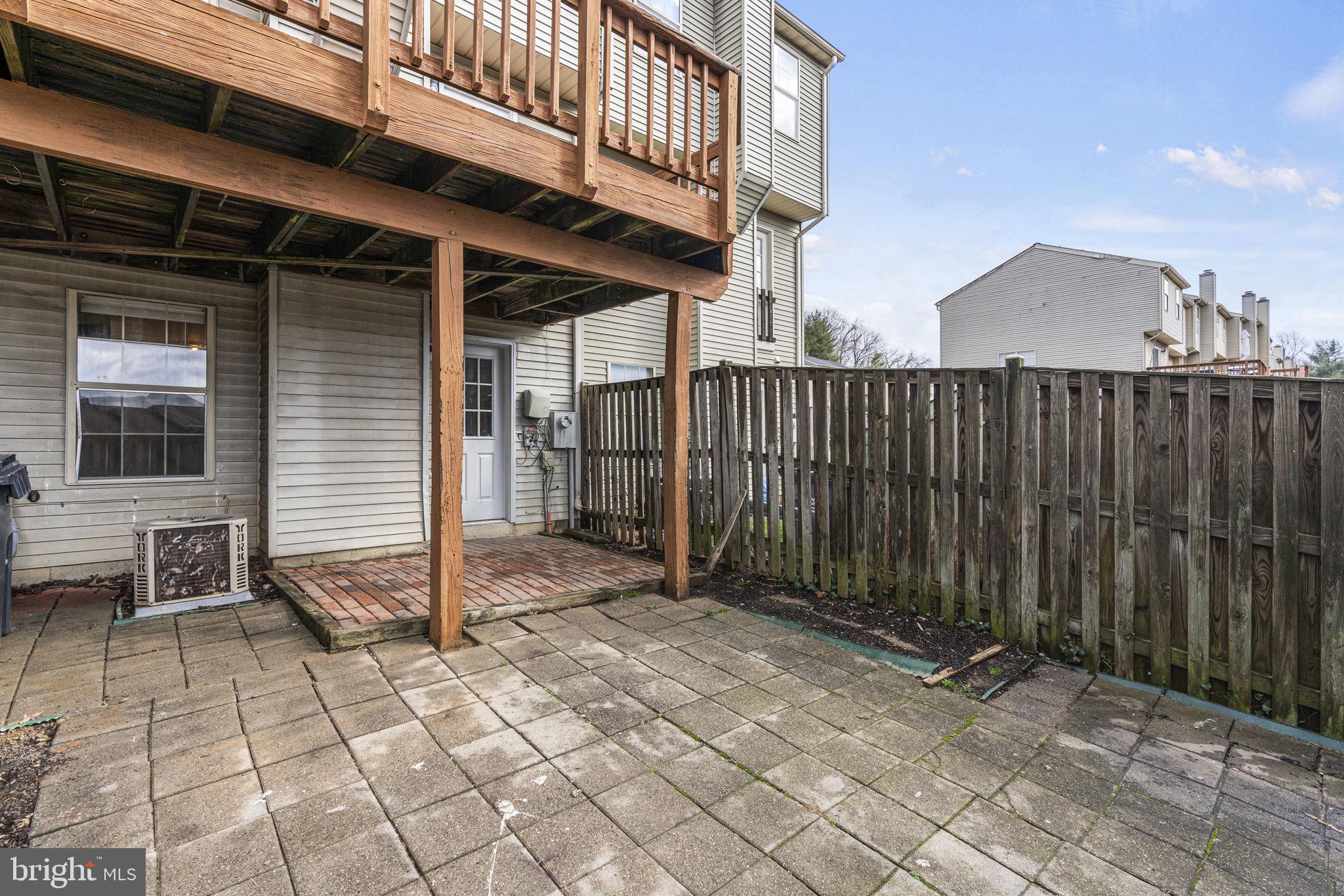 WINSLOW CHASE - Residential