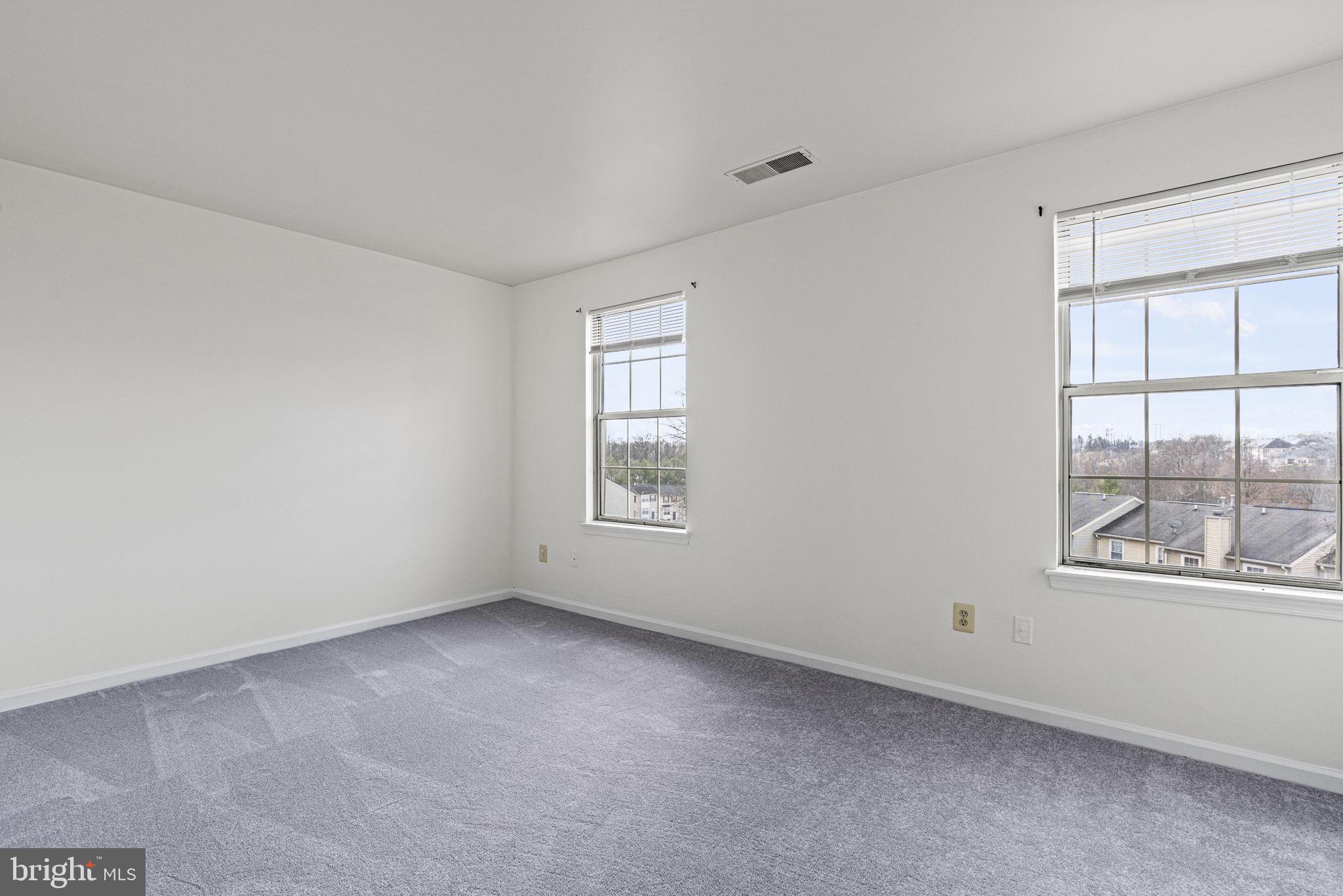 WINSLOW CHASE - Residential