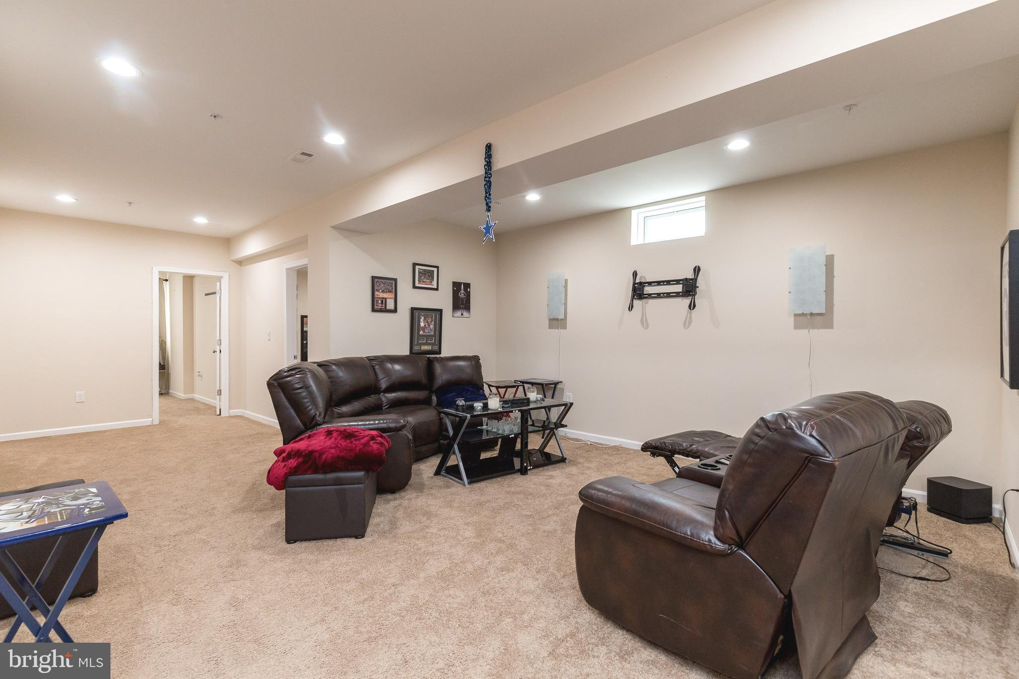 WOODBURN ESTATES - Residential