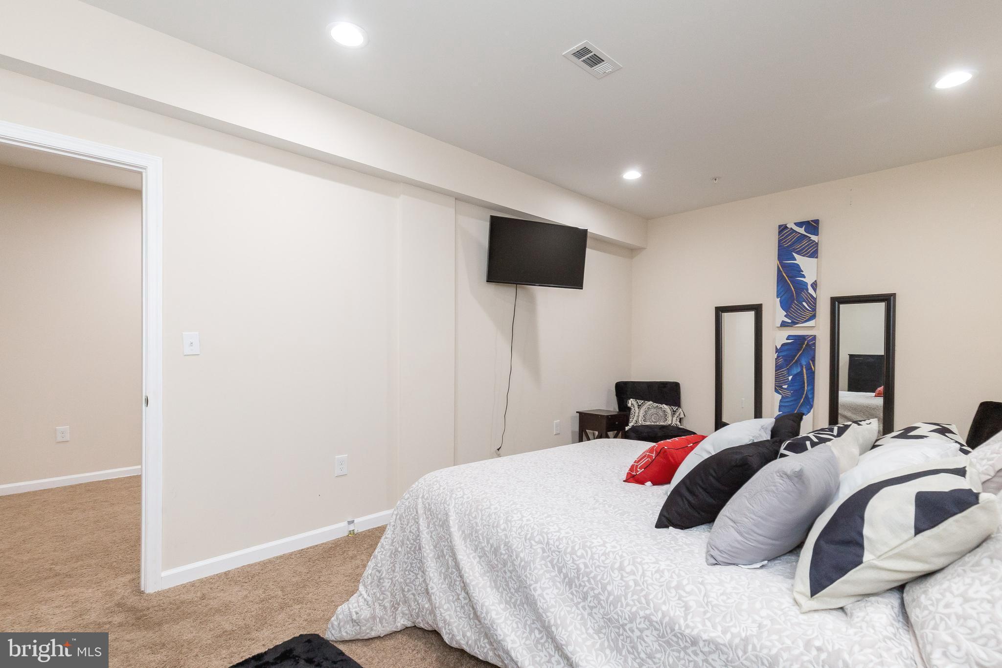 WOODBURN ESTATES - Residential