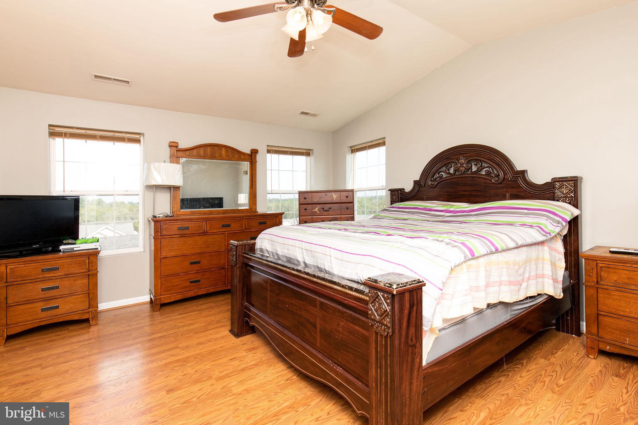 IRON BRIDGE LANDING - Residential
