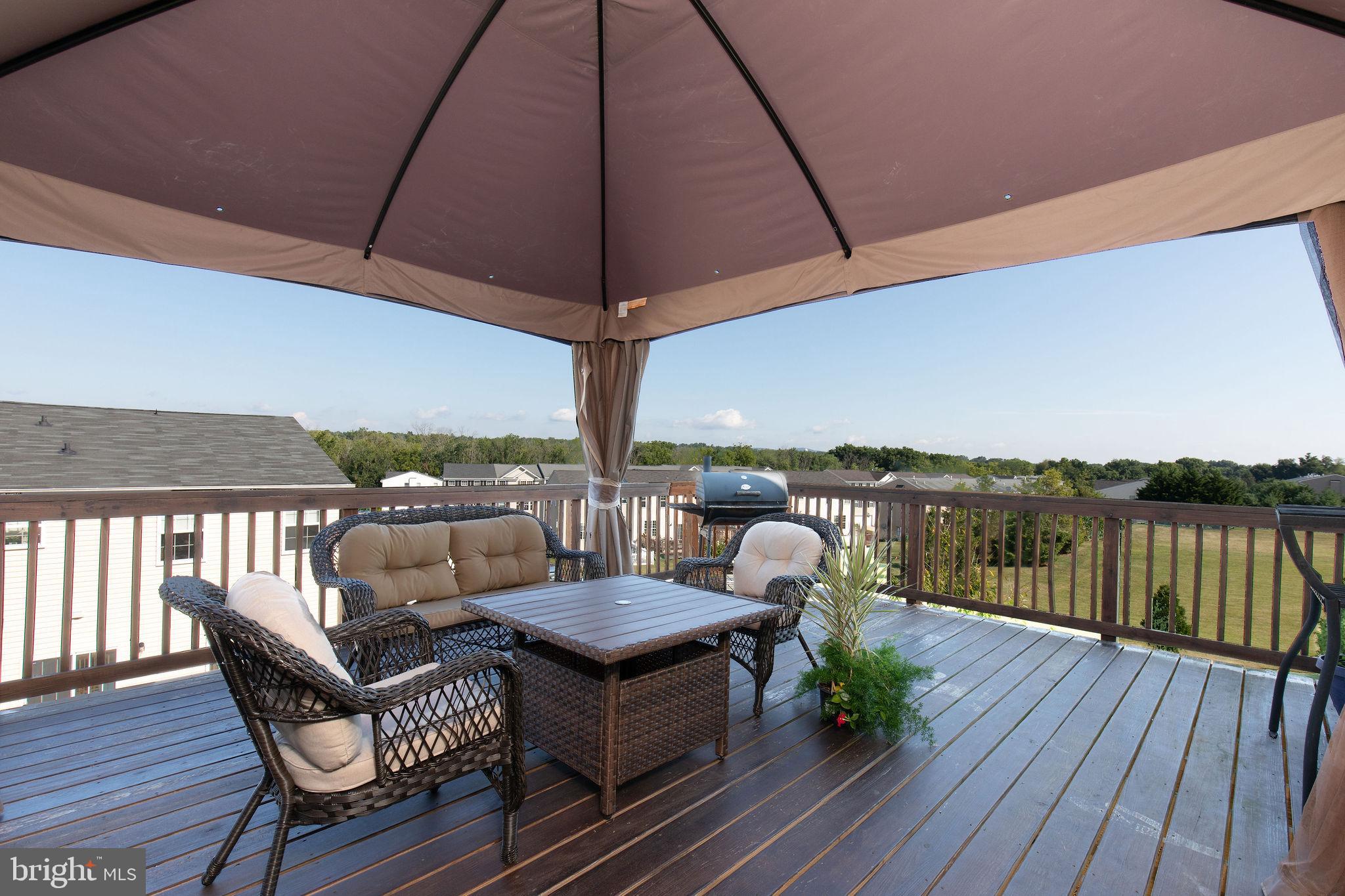 IRON BRIDGE LANDING - Residential