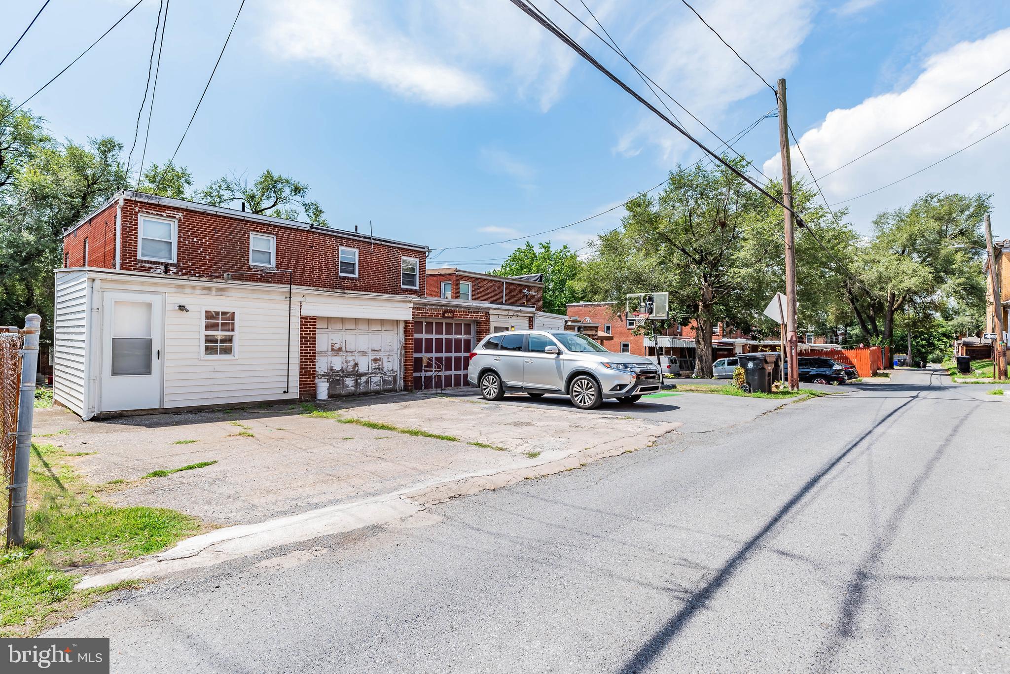 HARRISBURG CITY - Residential