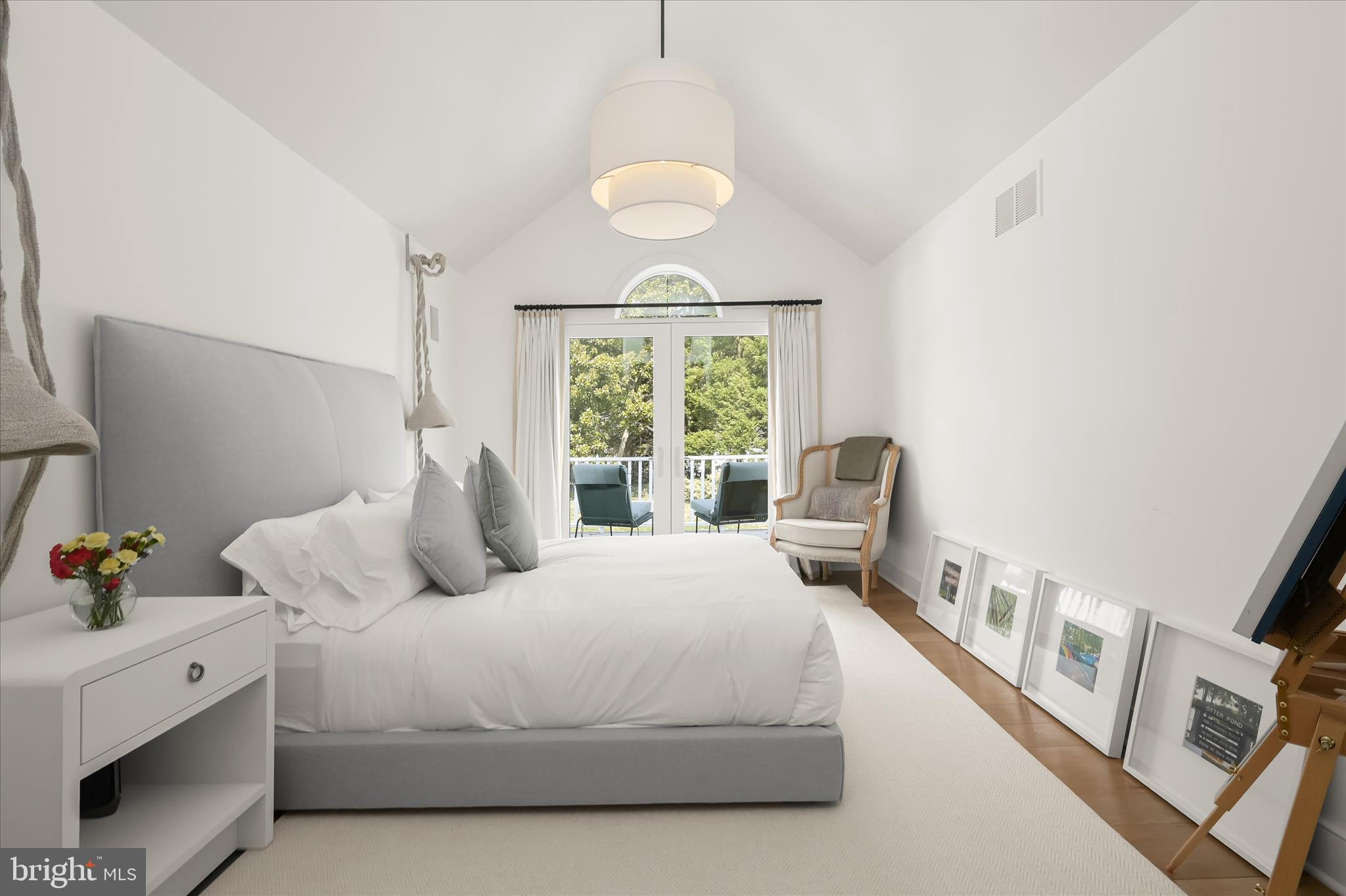 GIBSON ISLAND - Residential