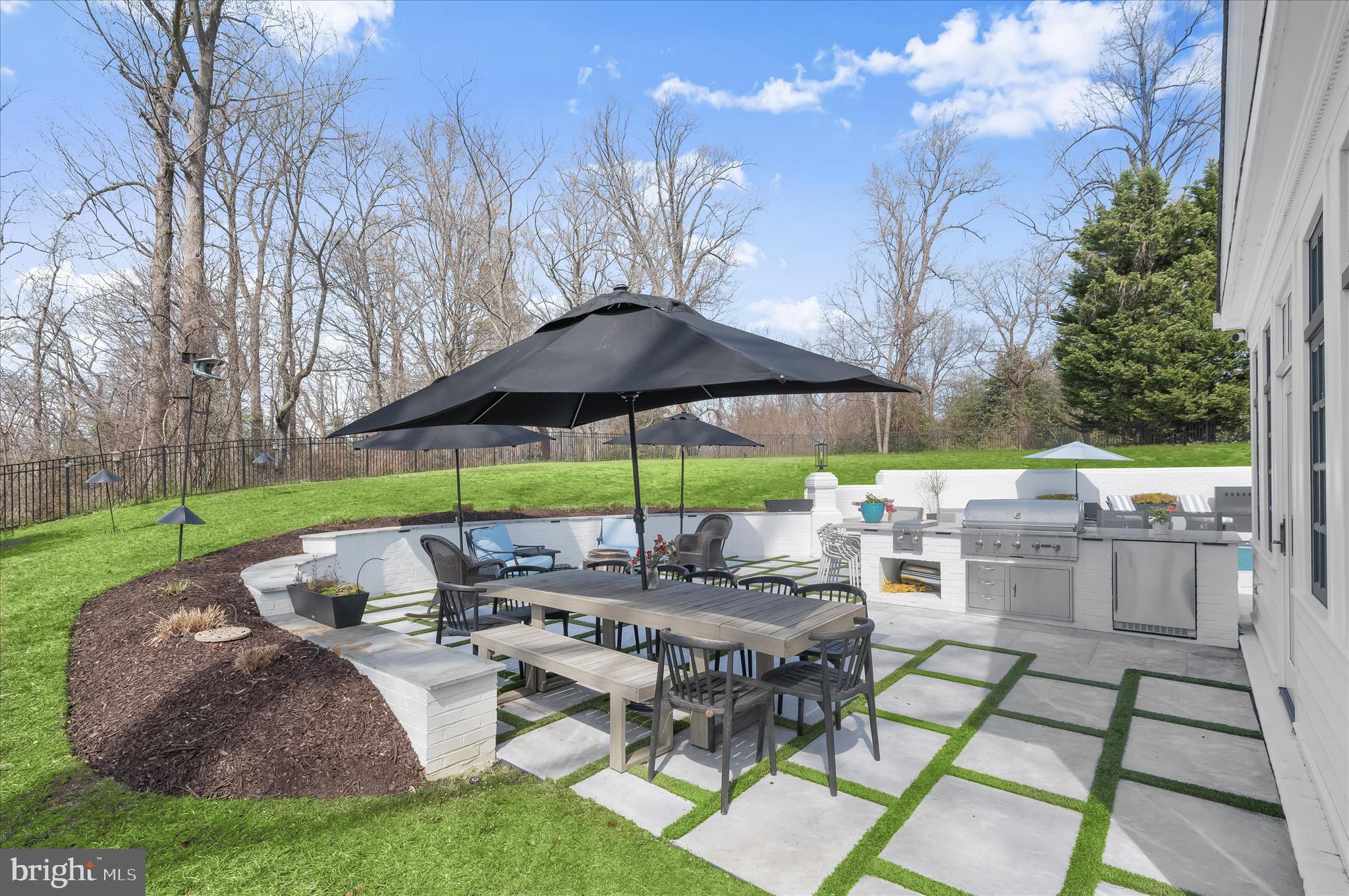 GIBSON ISLAND - Residential