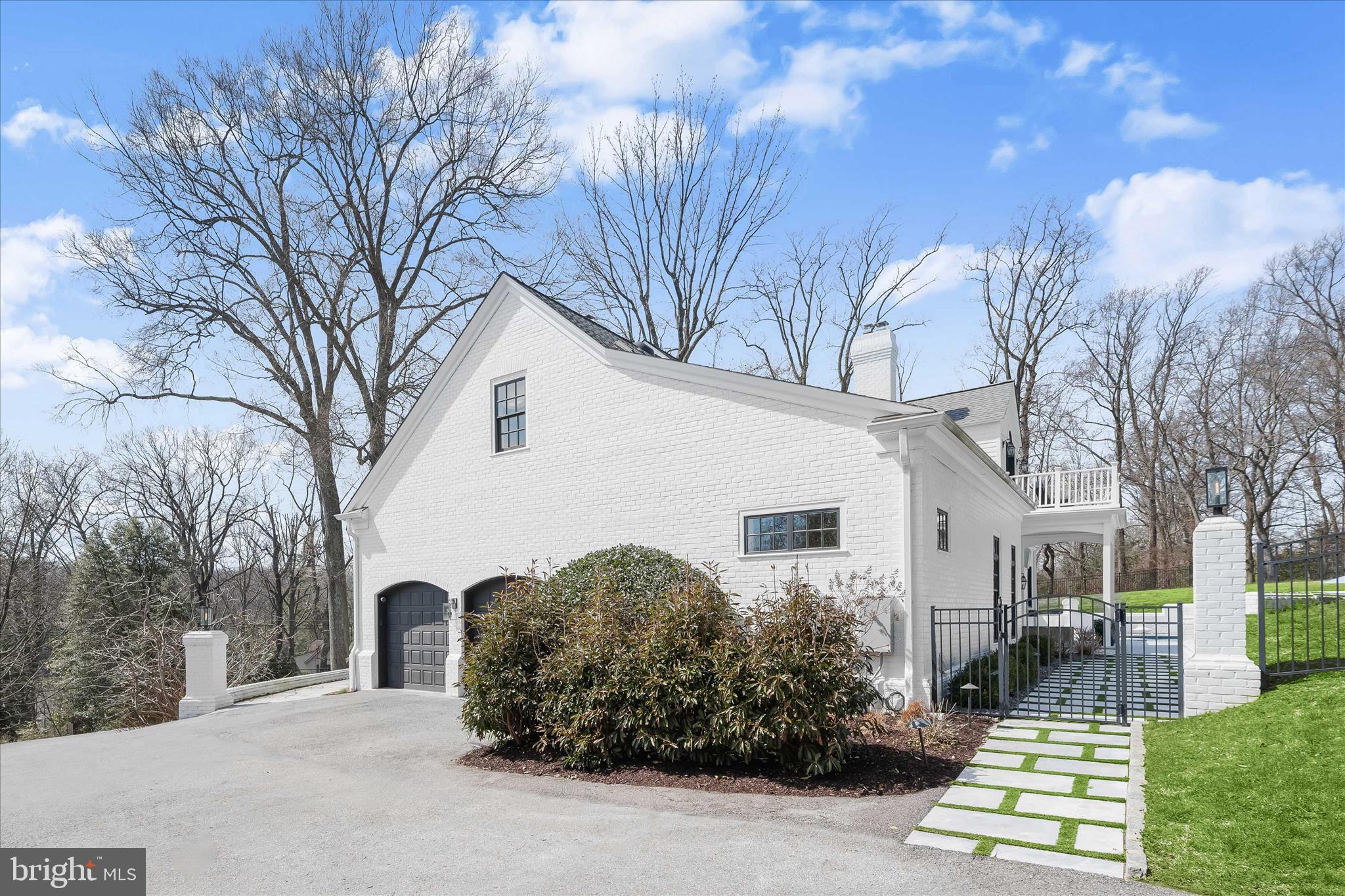 GIBSON ISLAND - Residential