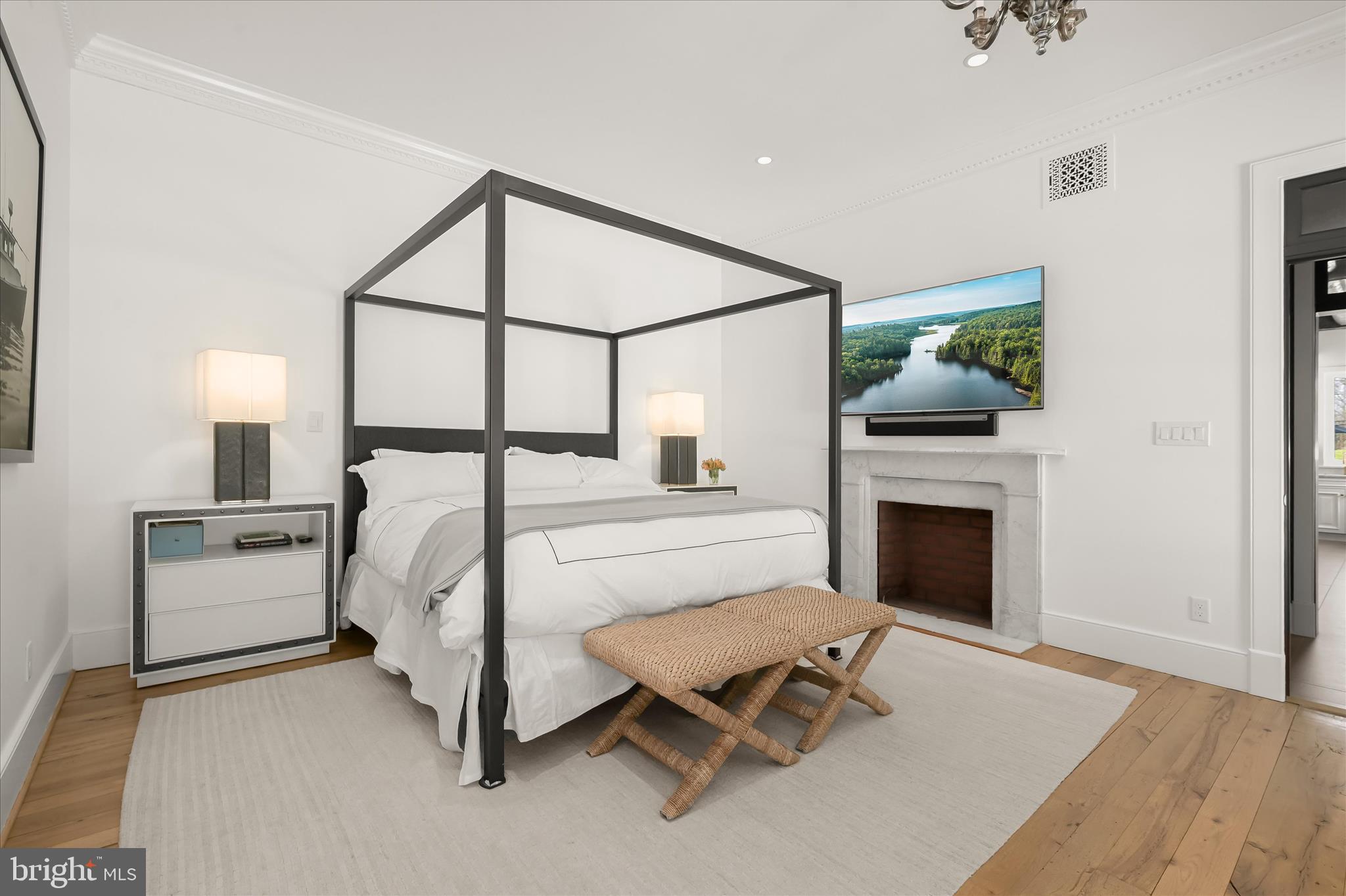 GIBSON ISLAND - Residential