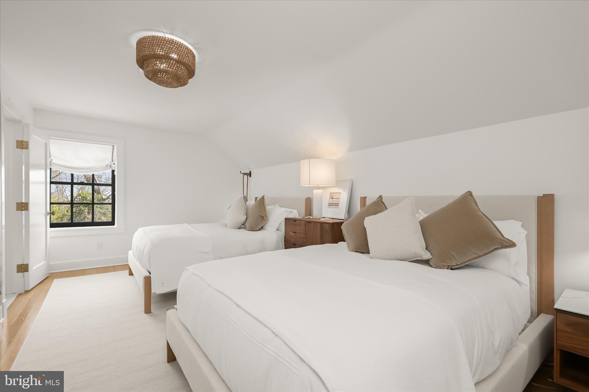 GIBSON ISLAND - Residential