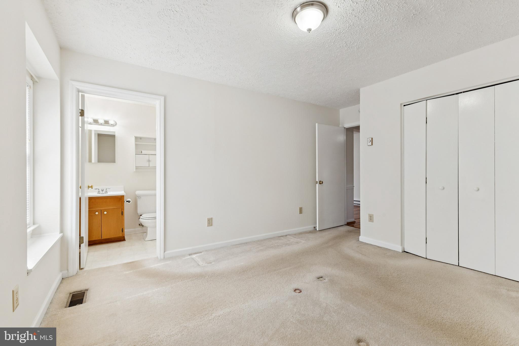 YORKSHIRE ACRES - Residential