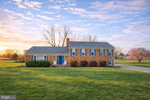 Homes For Sale - 7910 Guy Drive<br/> MANASSAS, VA 20111