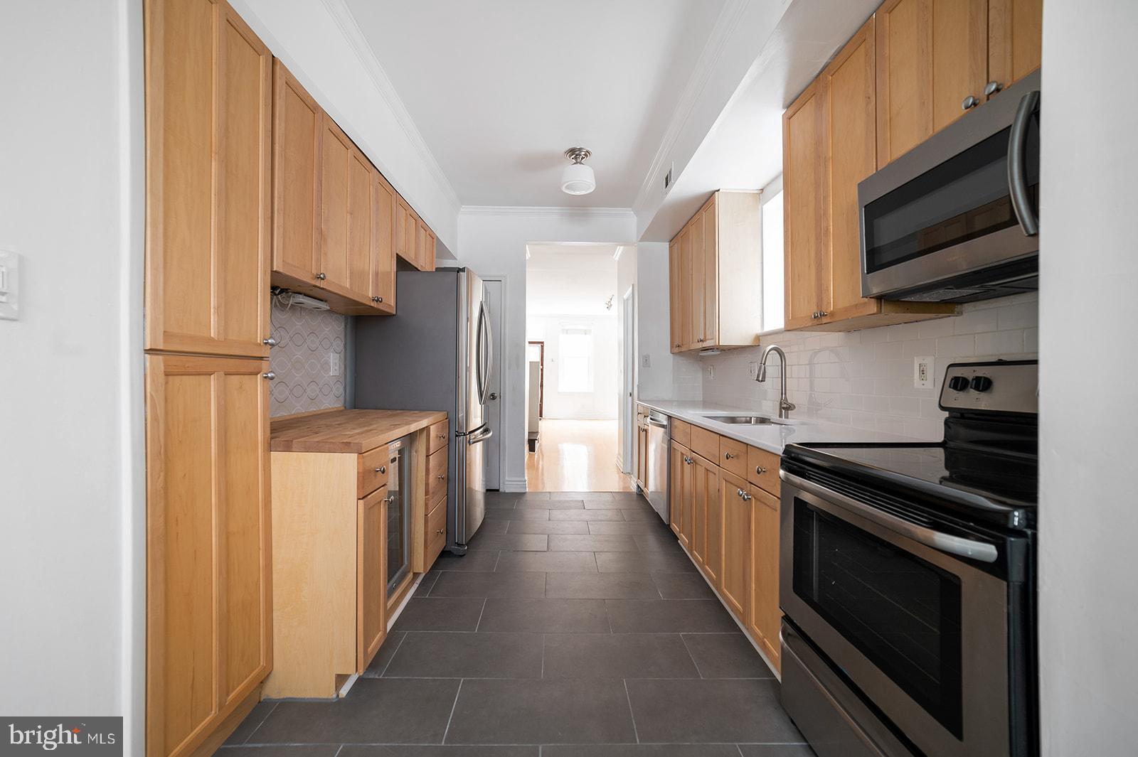 FISHTOWN - Residential Lease