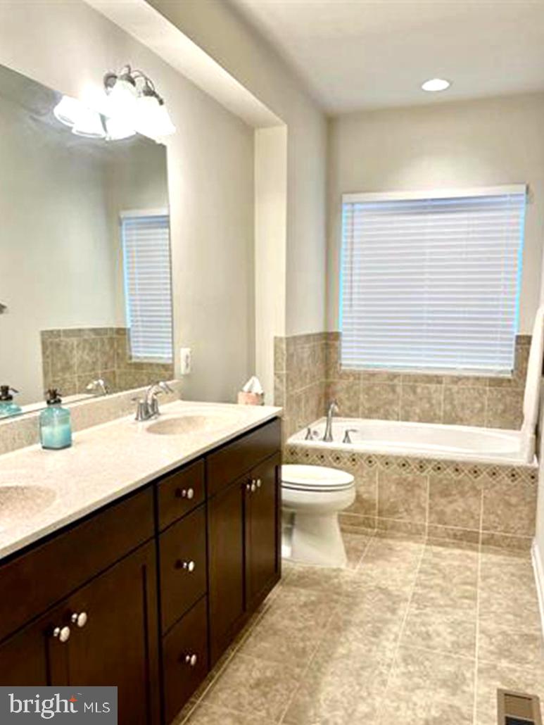 JEFFERSON PLACE - Residential Lease