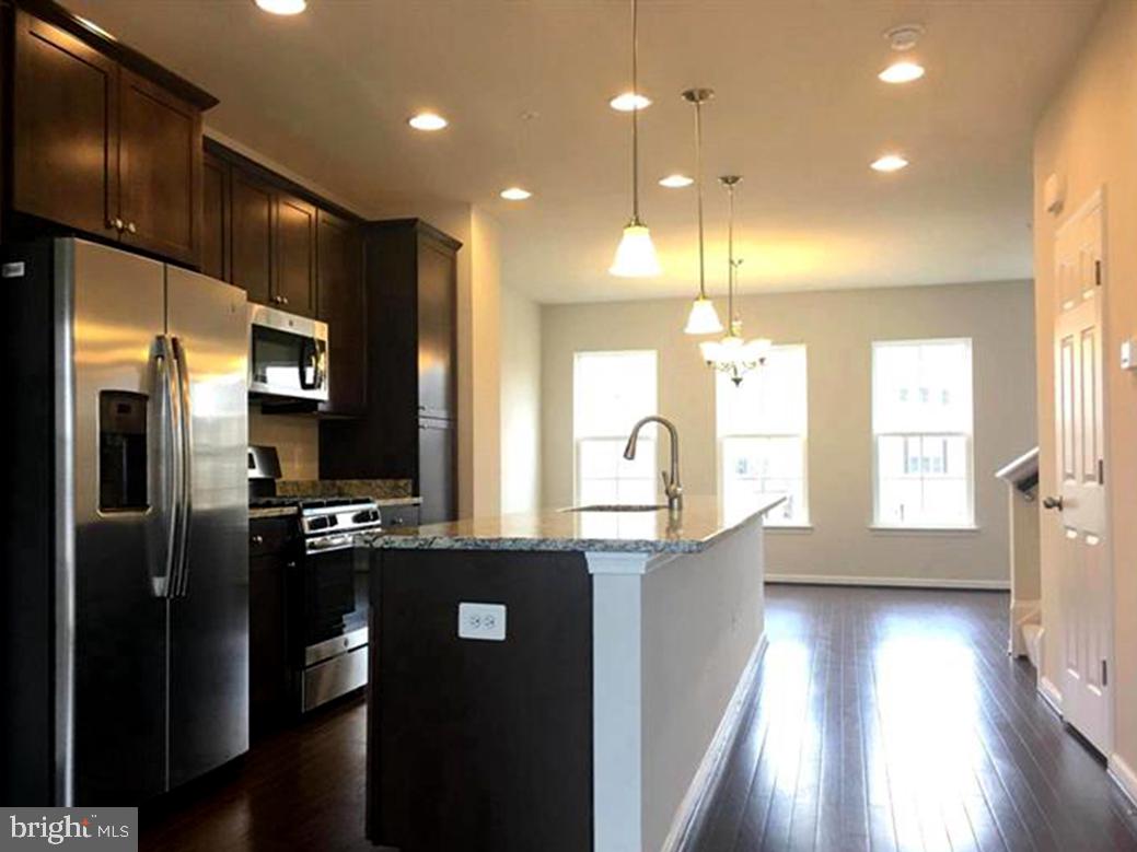 JEFFERSON PLACE - Residential Lease