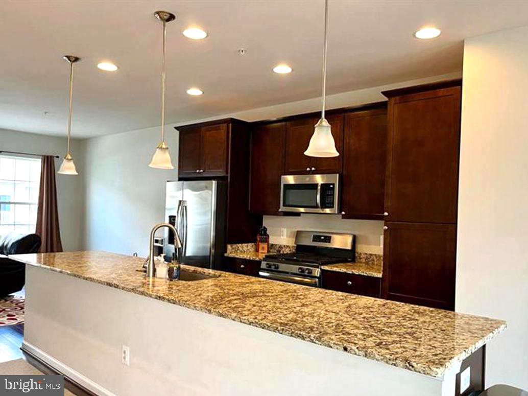 JEFFERSON PLACE - Residential Lease