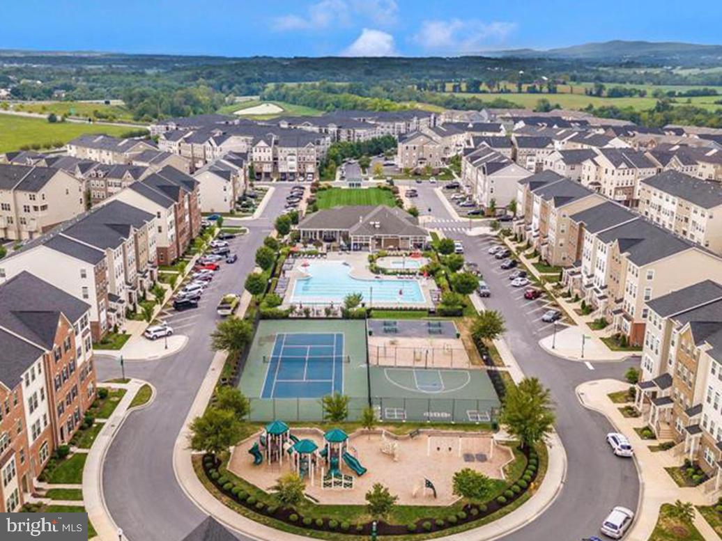 JEFFERSON PLACE - Residential Lease