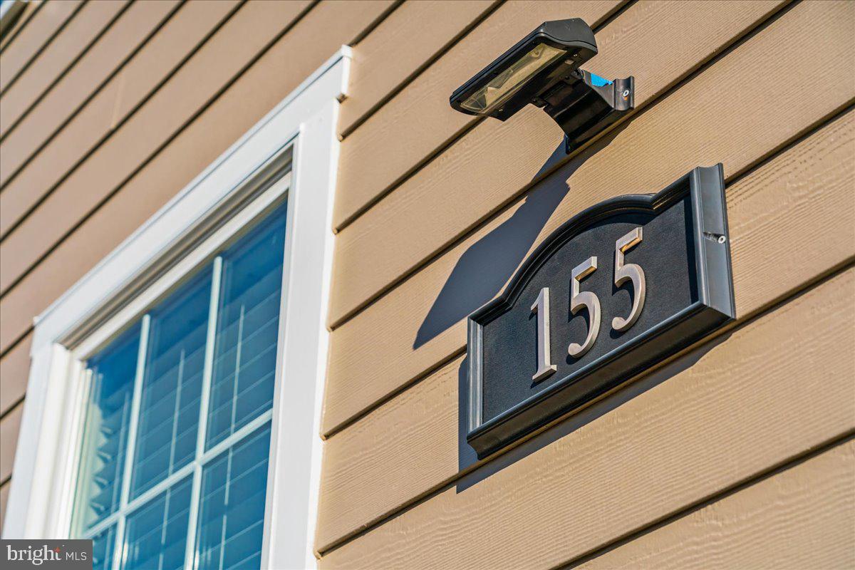 COUNTRY CLUB ESTS - Residential