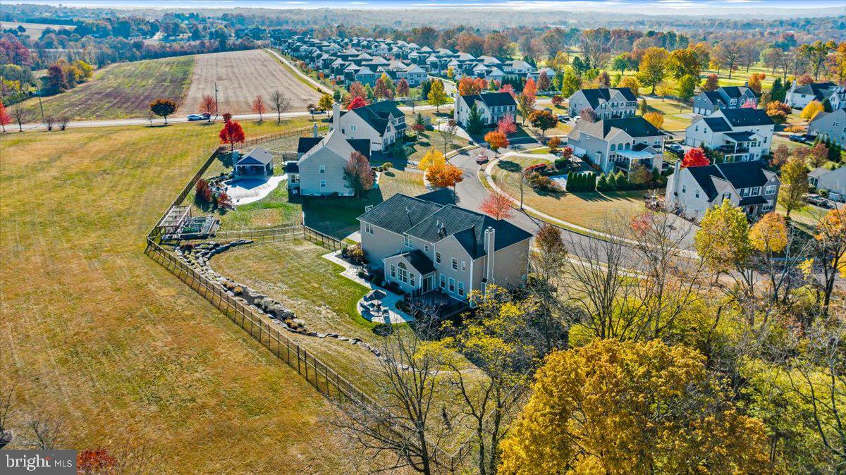 COUNTRY CLUB ESTS - Residential