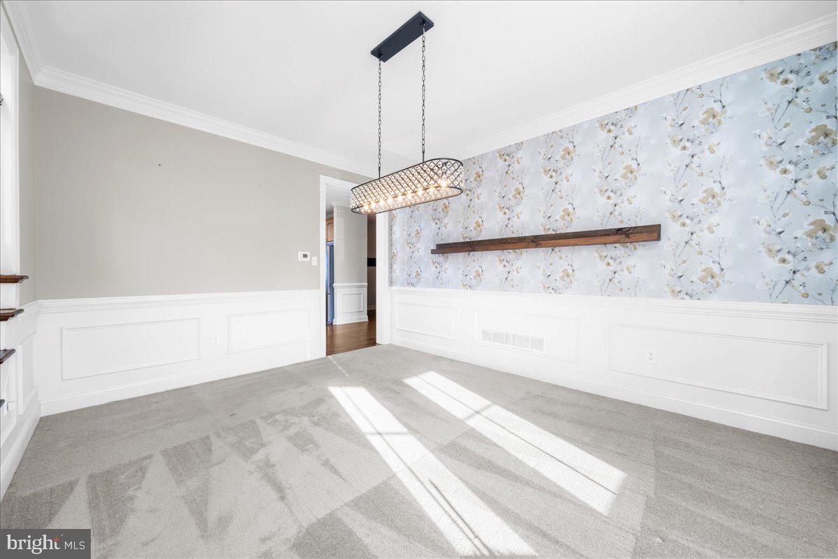 COUNTRY CLUB ESTS - Residential