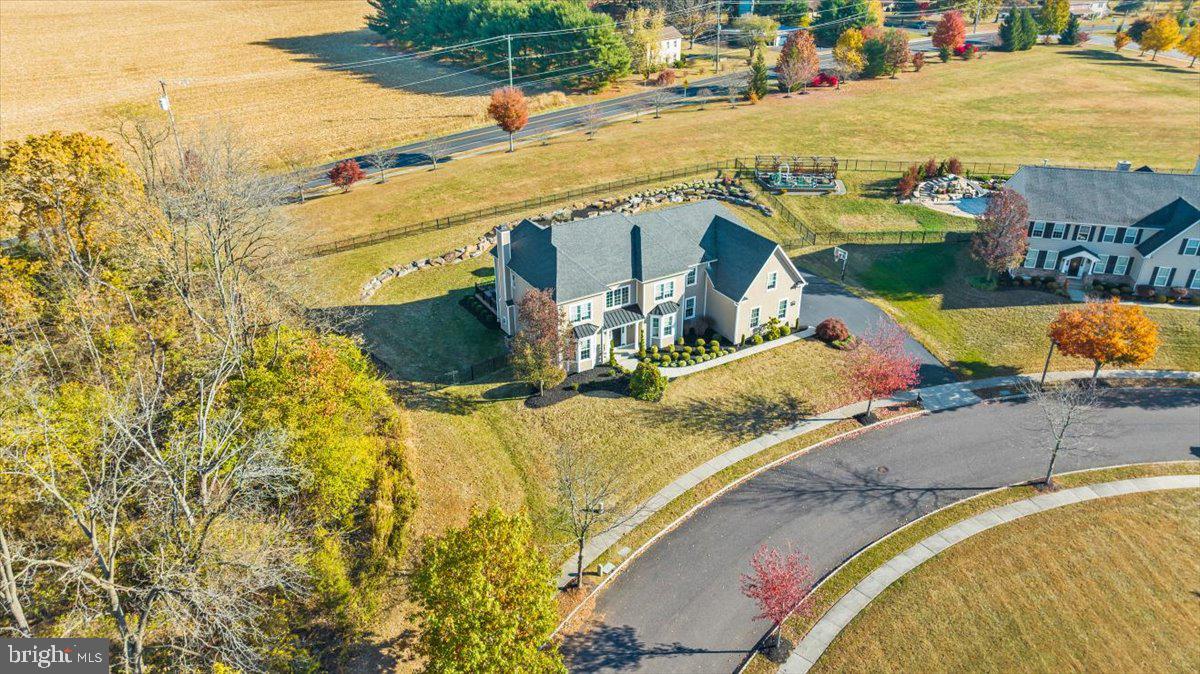 COUNTRY CLUB ESTS - Residential