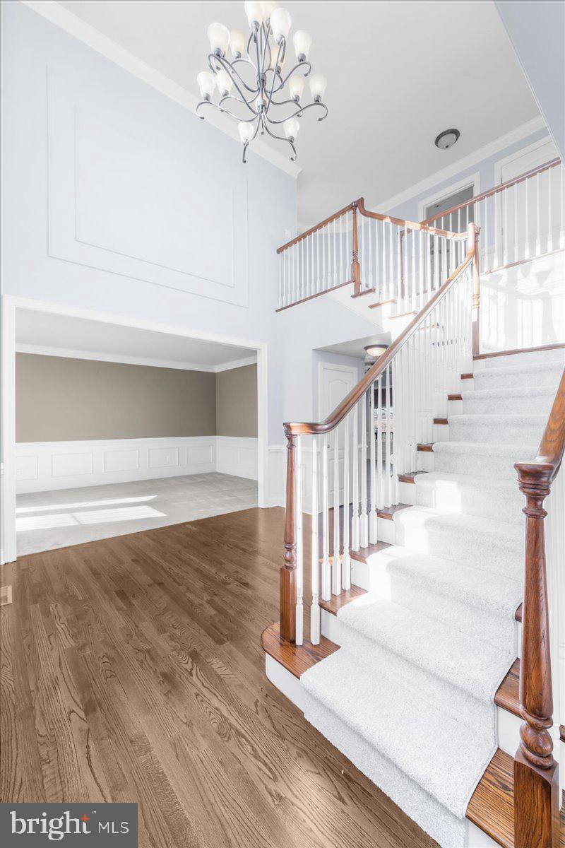 COUNTRY CLUB ESTS - Residential