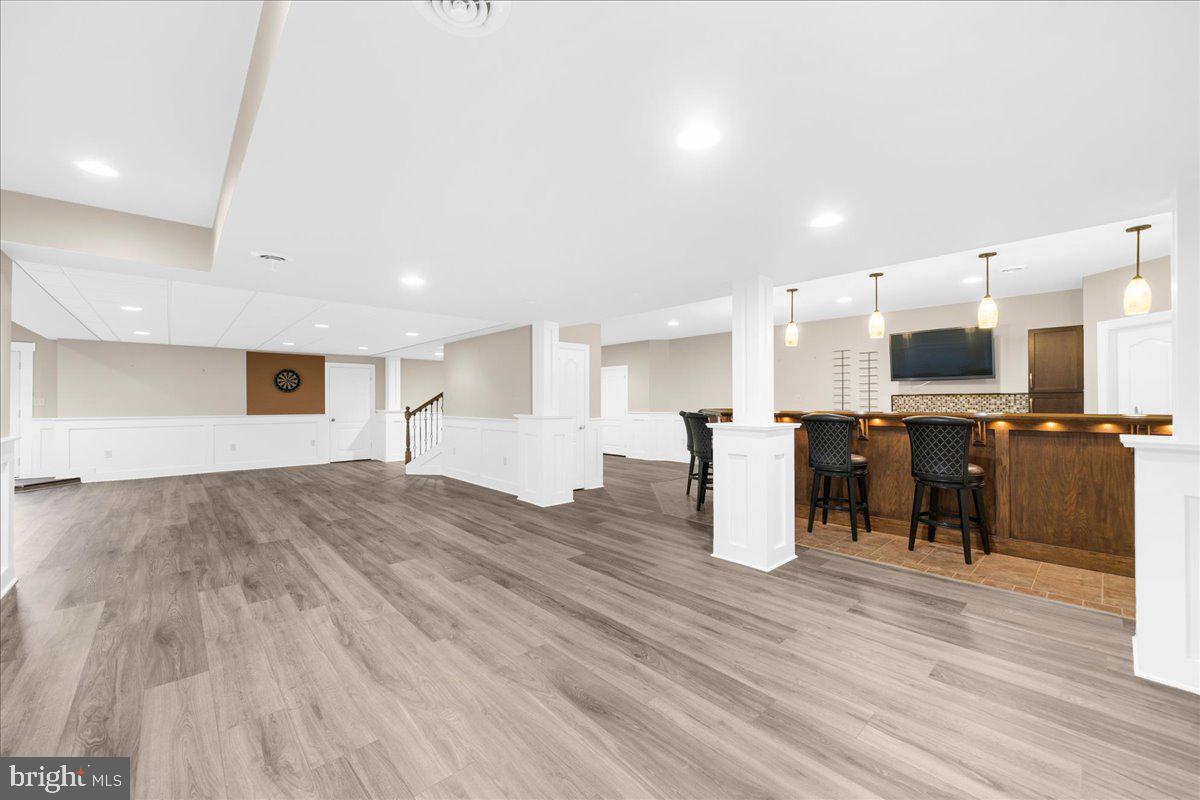 COUNTRY CLUB ESTS - Residential