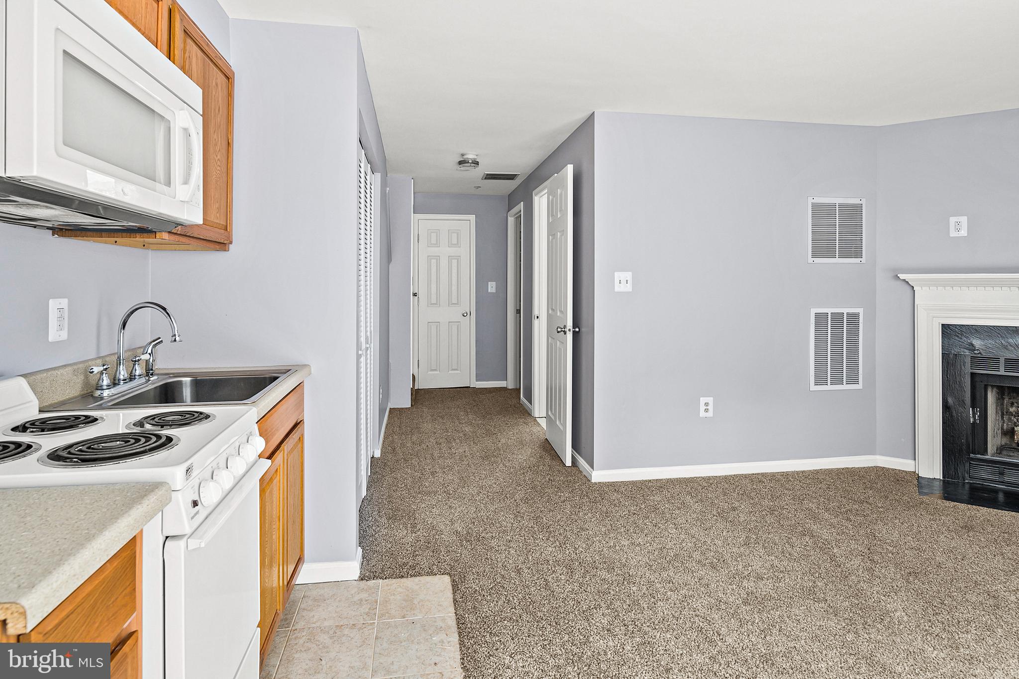 WESTLAKE - Residential Lease