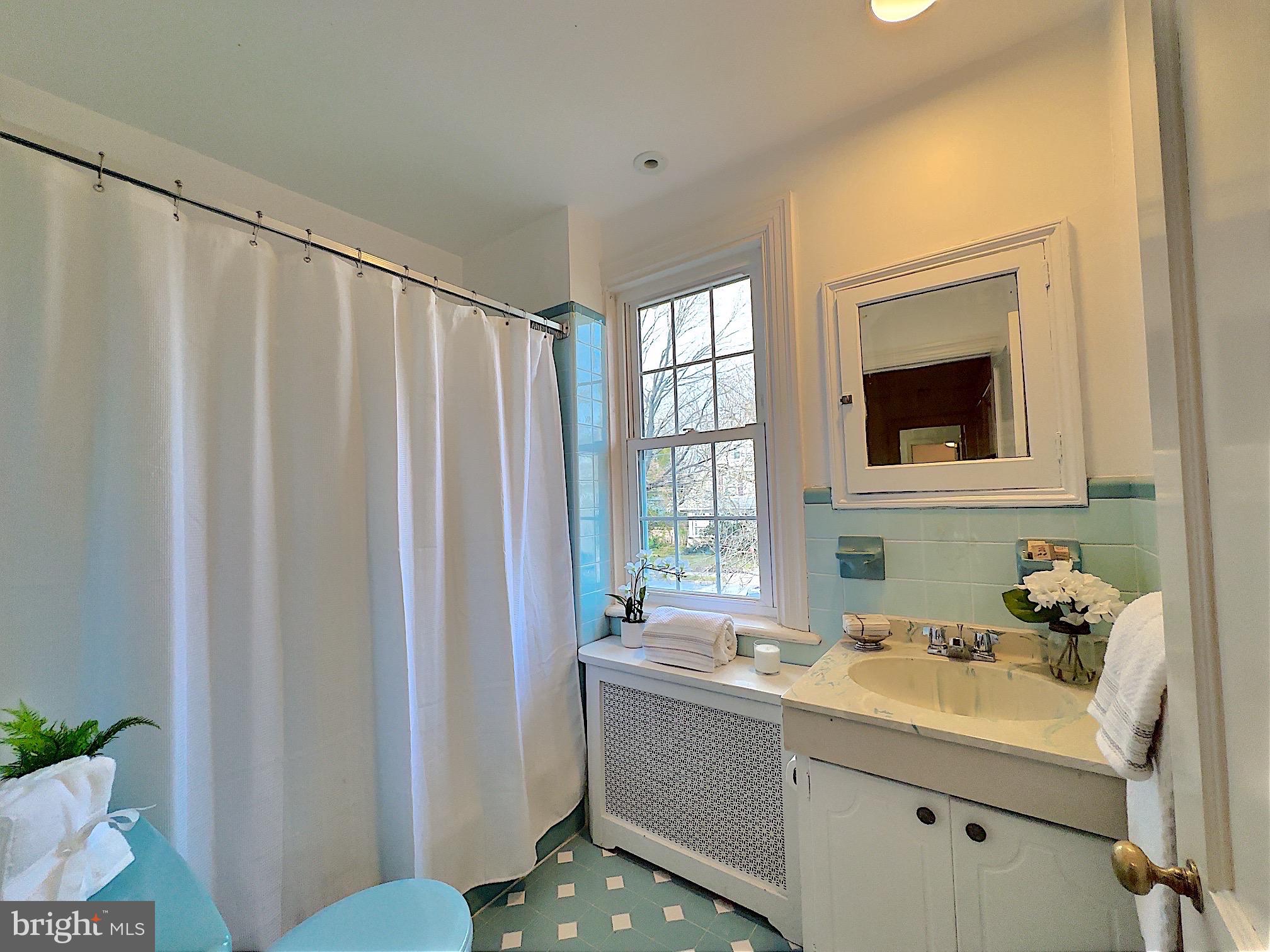 MERION STATION - Residential