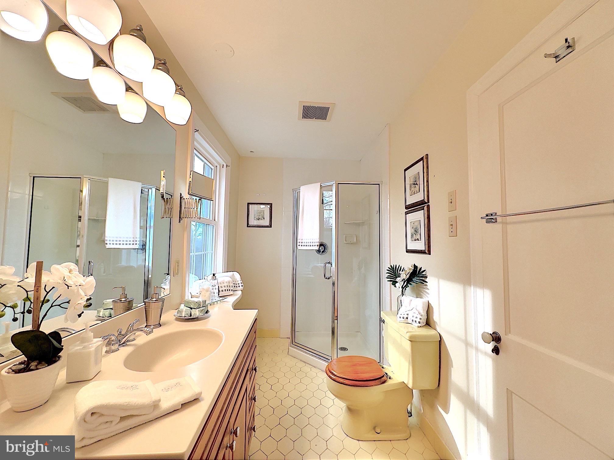 MERION STATION - Residential