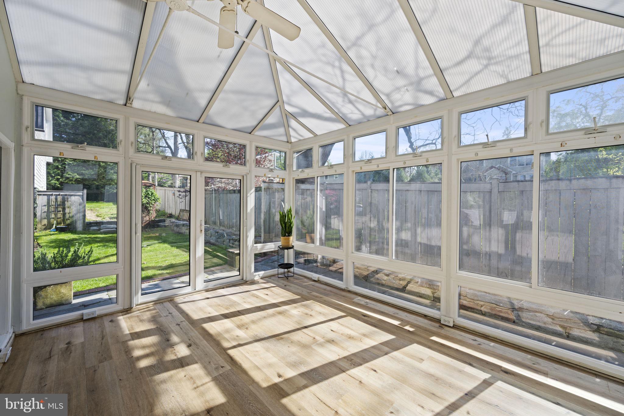 OAKWOOD KNOLLS - Residential