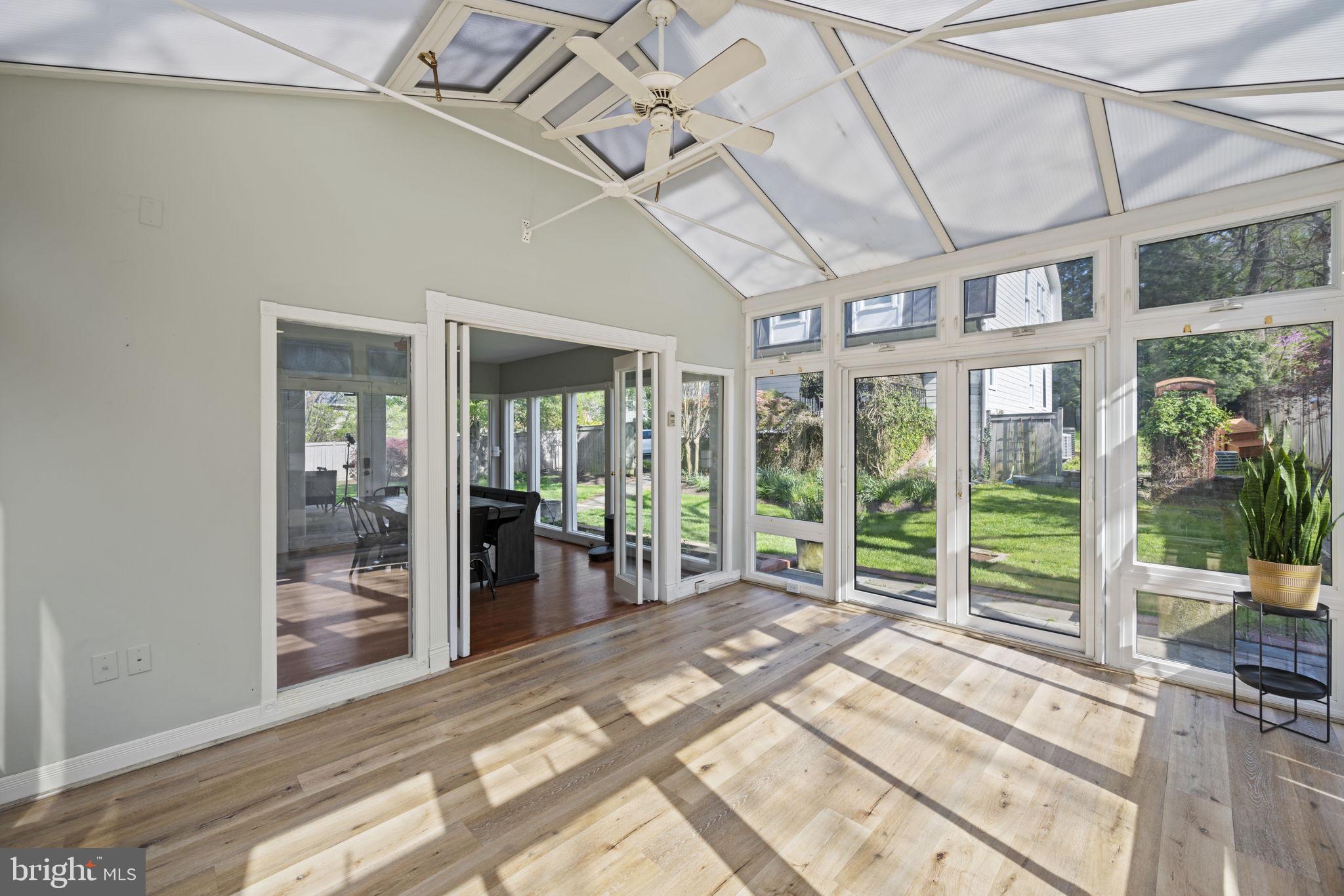 OAKWOOD KNOLLS - Residential