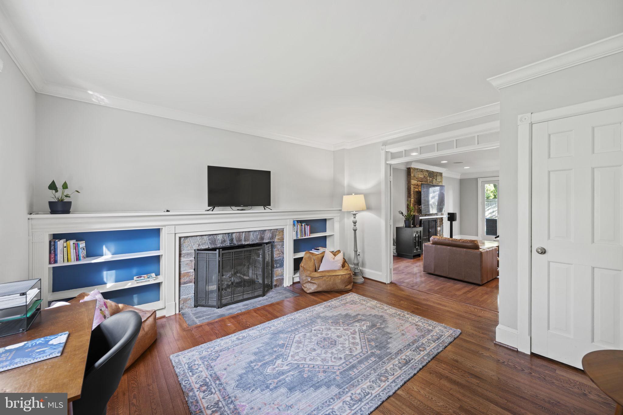 OAKWOOD KNOLLS - Residential